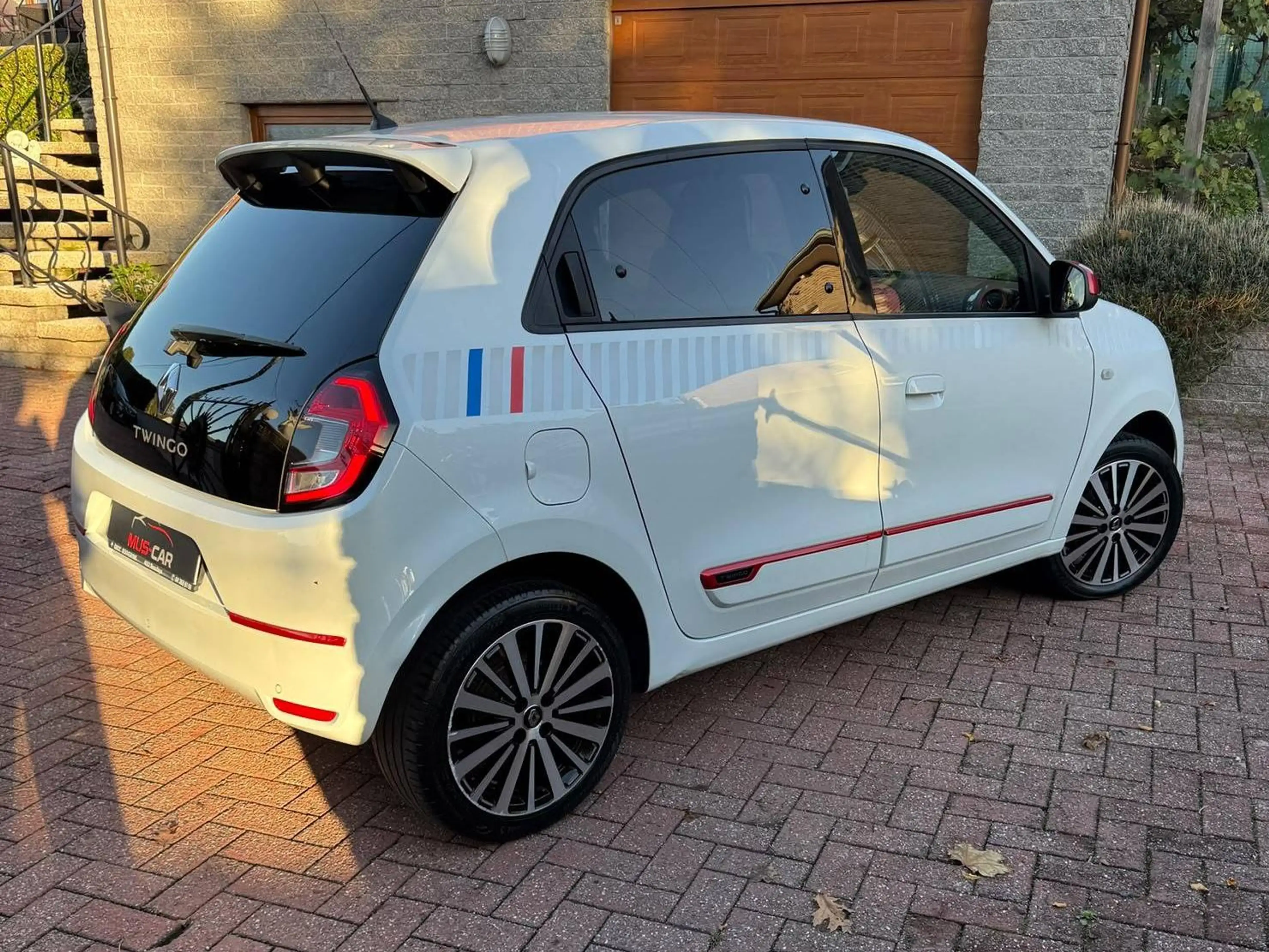 Renault Twingo Twingo 0.9 TCe Edition One - CAMERA - CARPLAY — photo 2