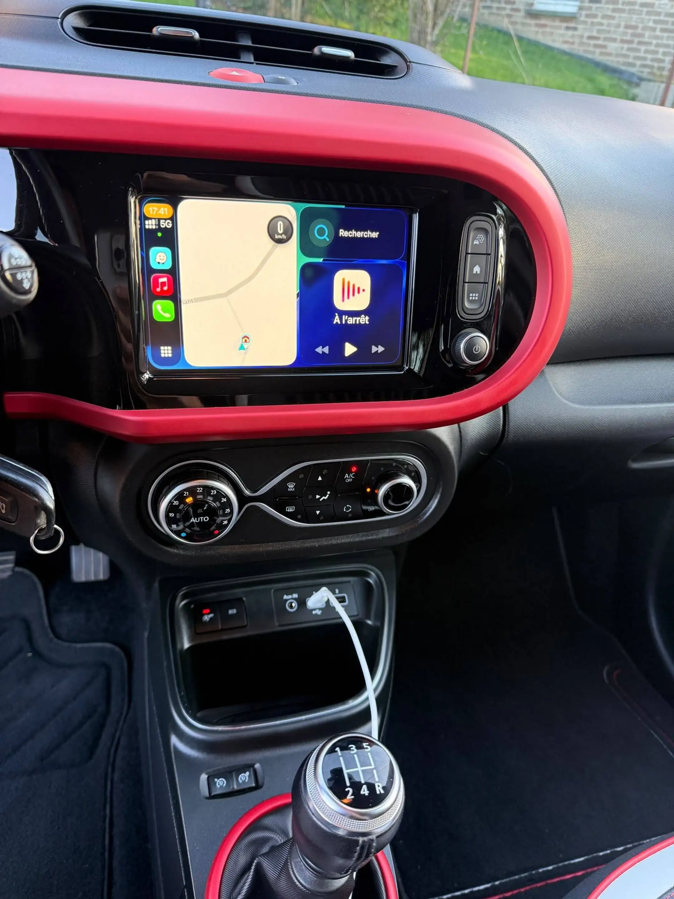 Renault Twingo Twingo 0.9 TCe Edition One - CAMERA - CARPLAY — photo 13