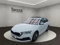 Skoda Octavia Combi Ambition 2.0 TDI 7-Gang DSG