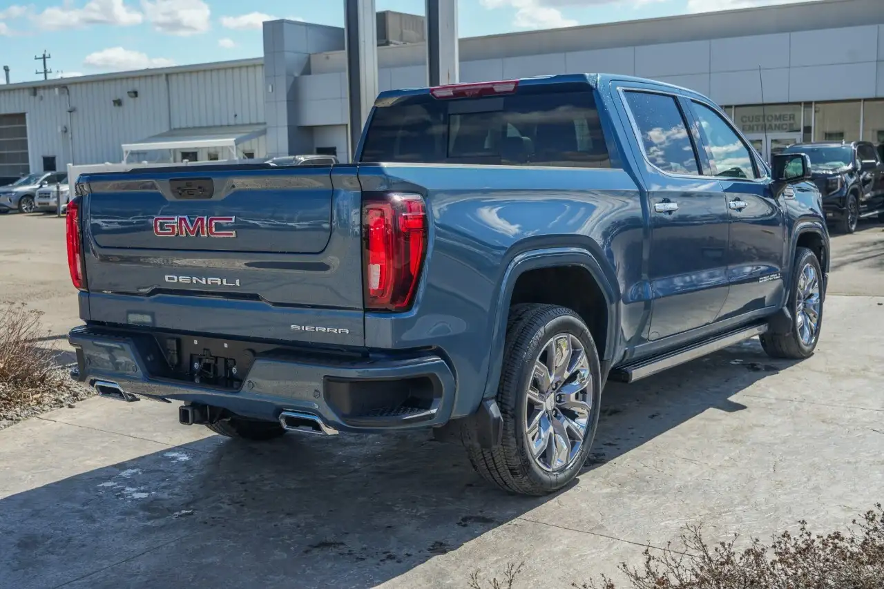 GMC Sierra 1500 снимка GMC Sierra 1500