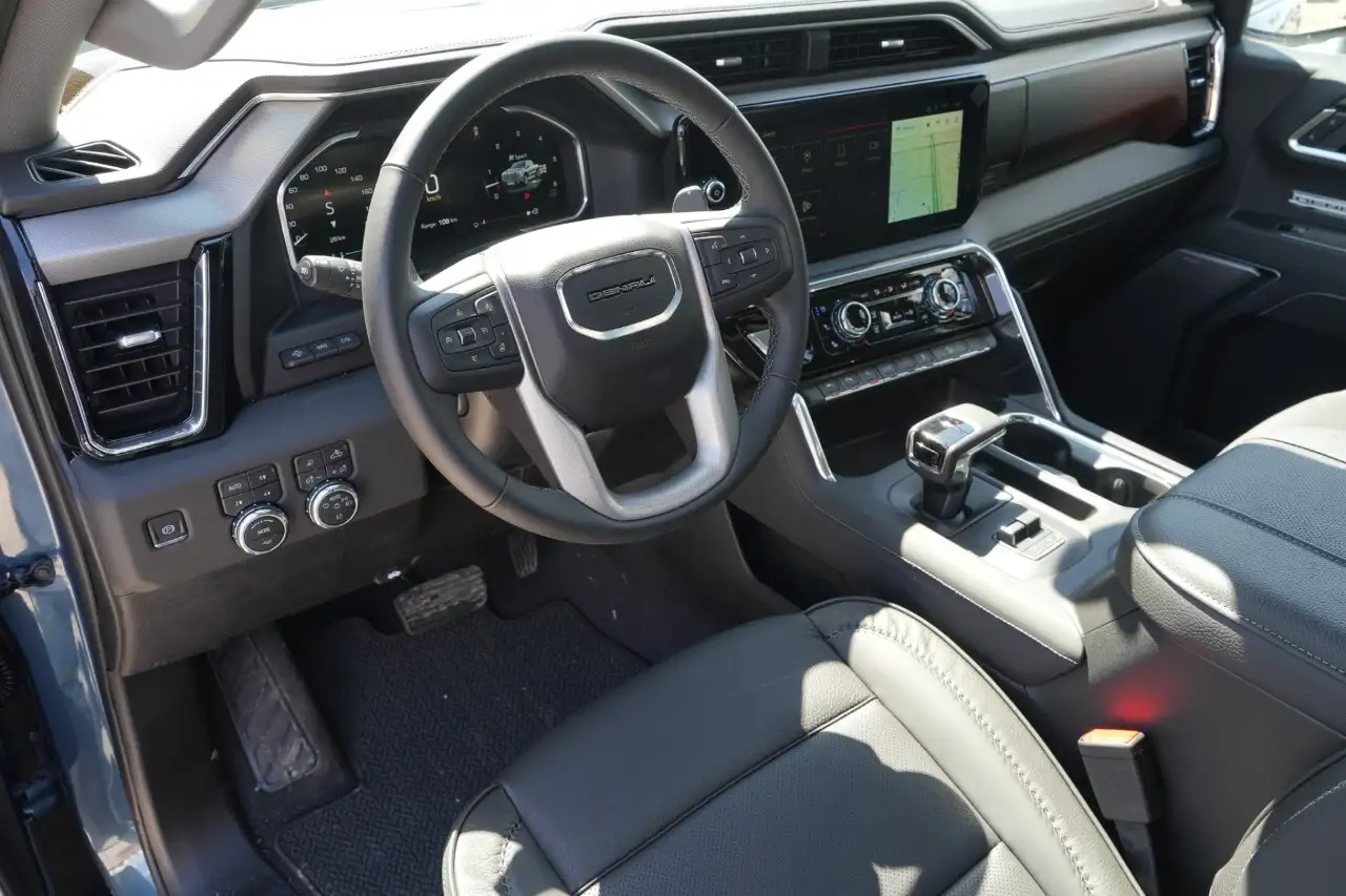 GMC Sierra 1500 снимка GMC Sierra 1500