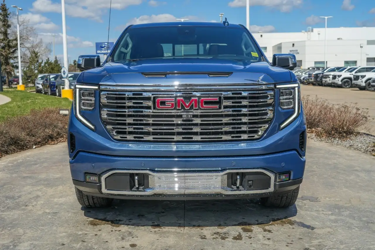GMC Sierra 1500 снимка GMC Sierra 1500