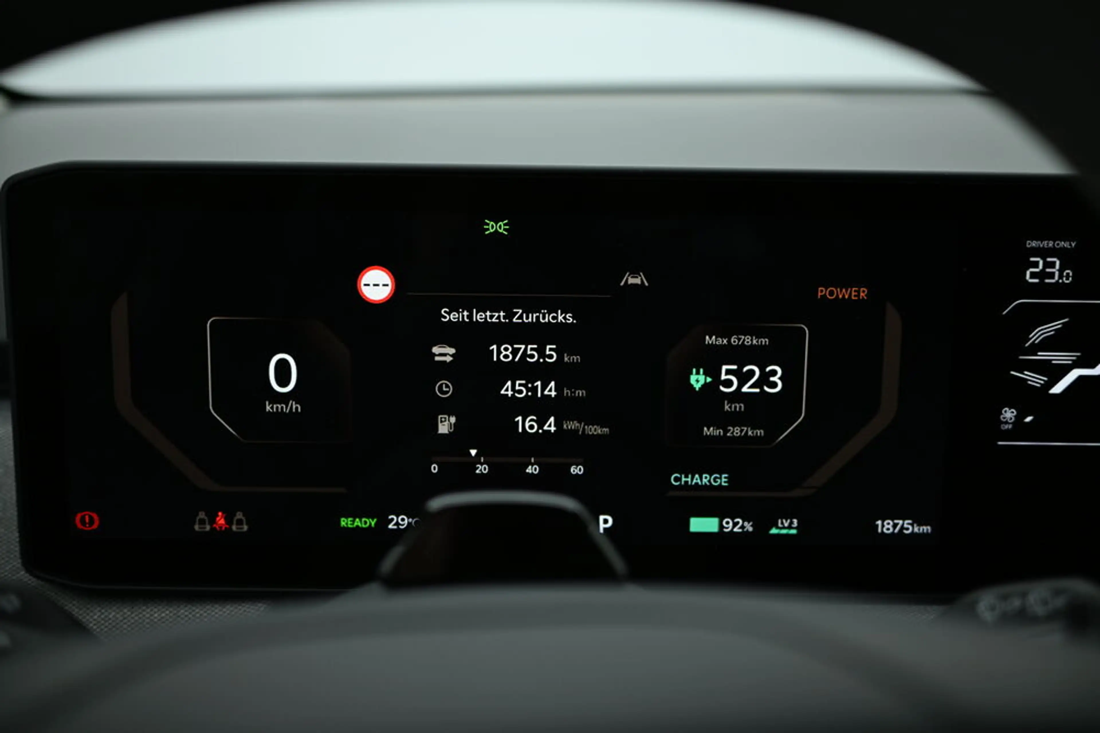 Kia EV3 FWD 81,4kWh Long Range Earth plus — photo 6