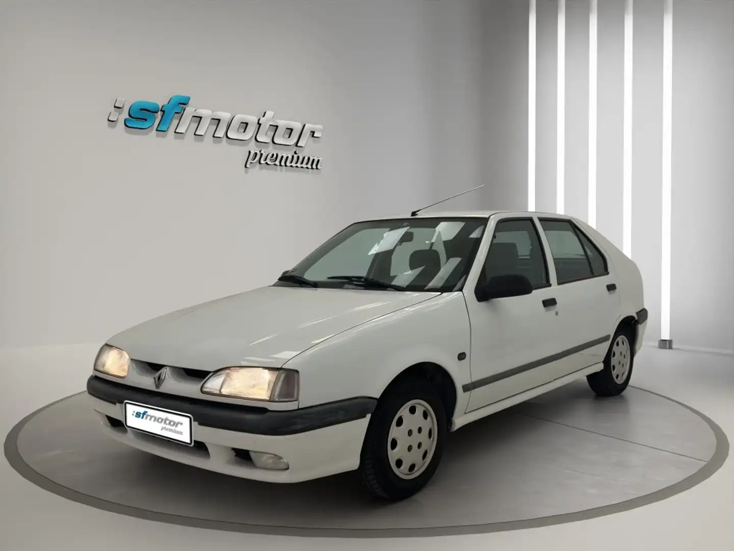 Renault R 19 1.9 SDT Blanco - 1