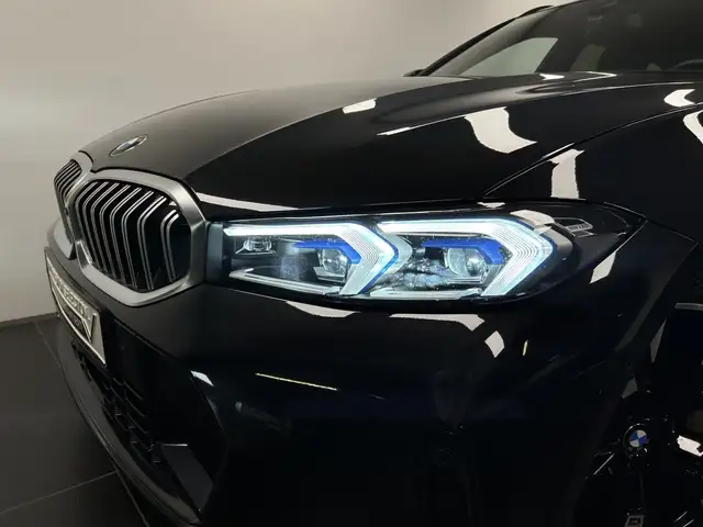 BMW 3 Series view 8