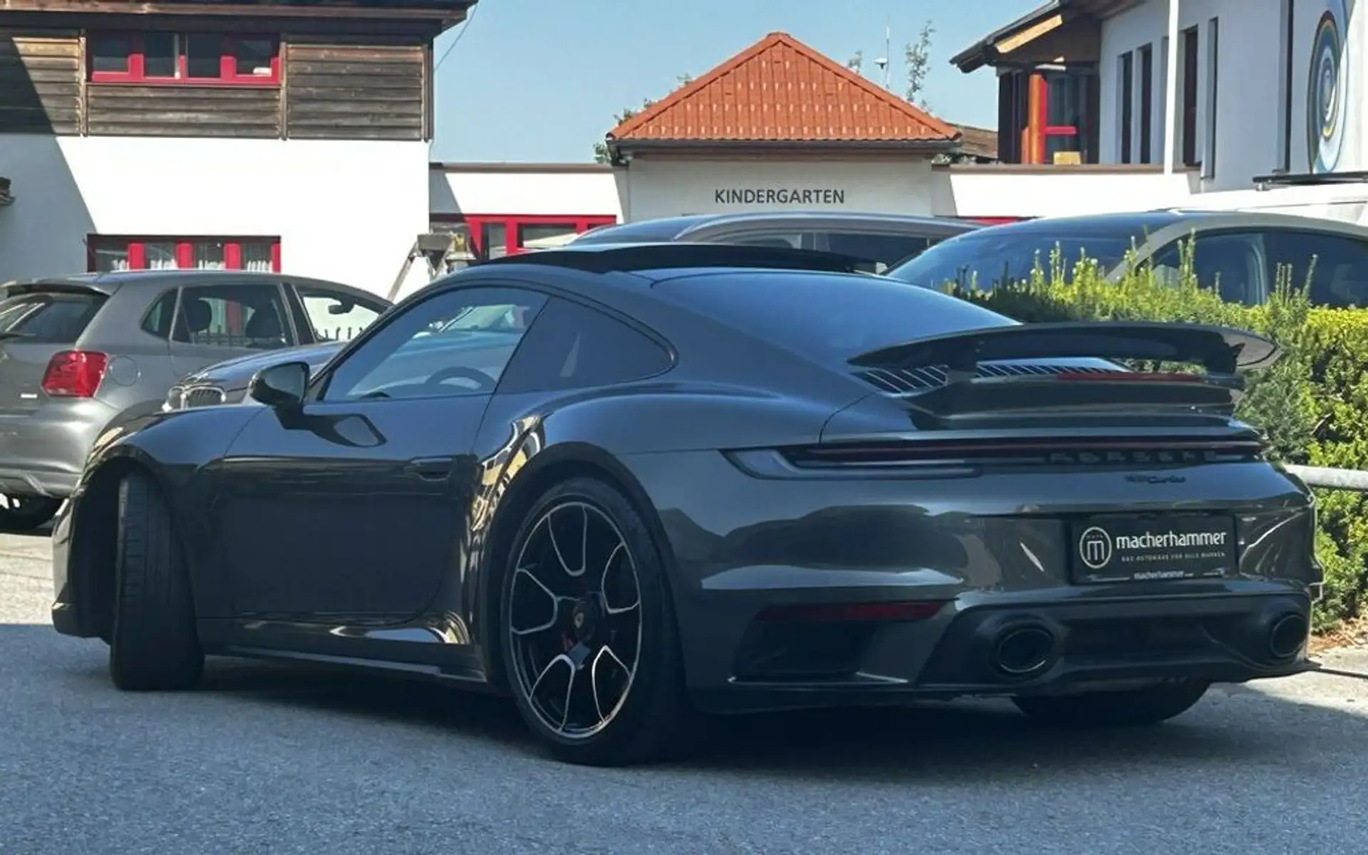 포르쉐 911 Turbo Coupe 2022 블랙 사진 3