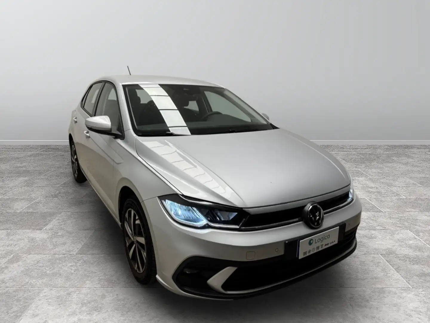 Volkswagen Polo 1.0 TSI Life Grijs - 1