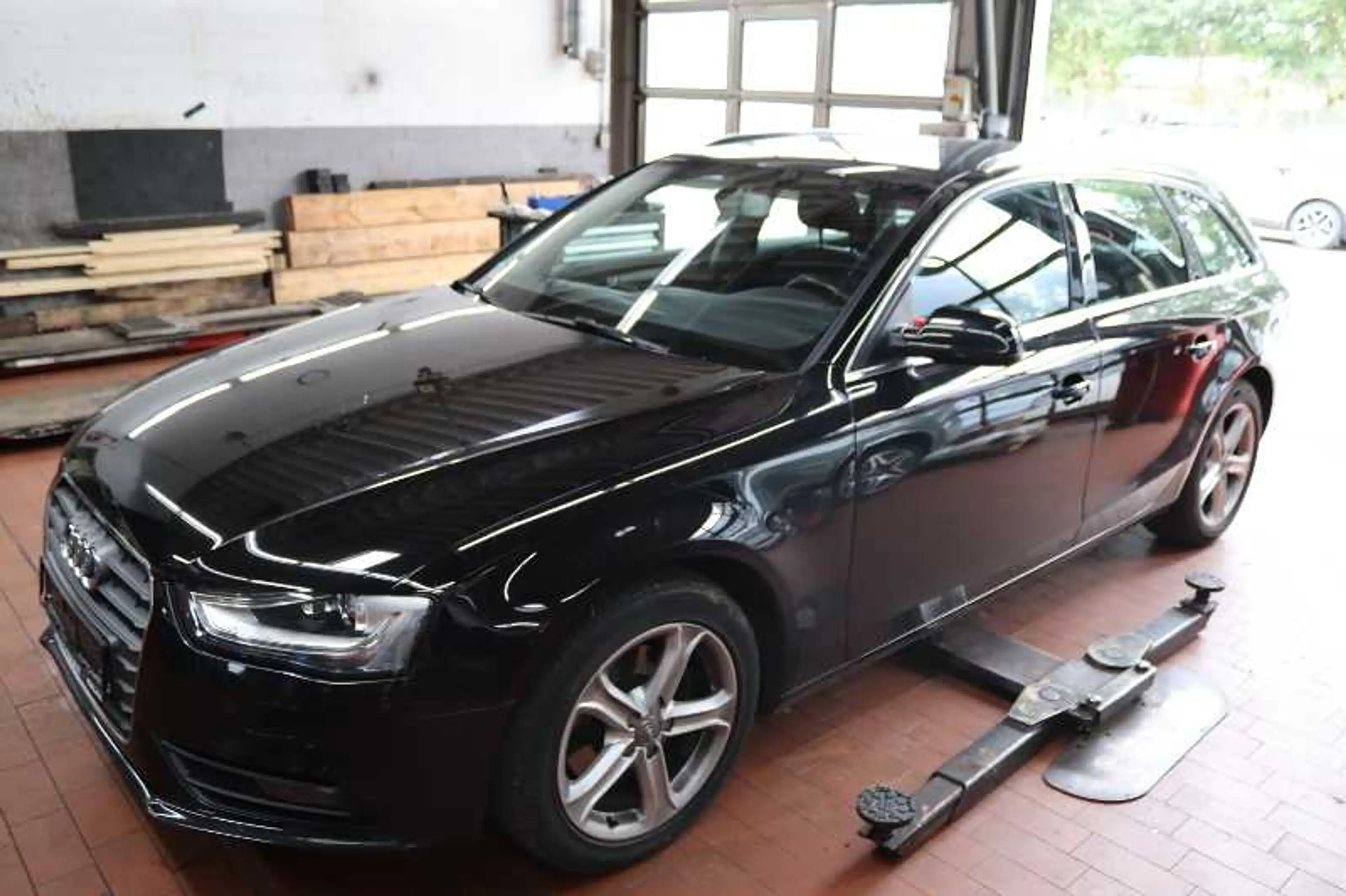 Audi A4 A 4 1,8 TFSI Ambition BILDER folgen