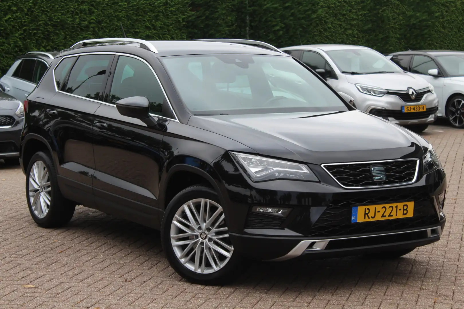 SEAT Ateca 1.4 EcoTSI Xcellence / Camera / Navigatie / Cruise Černá - 1
