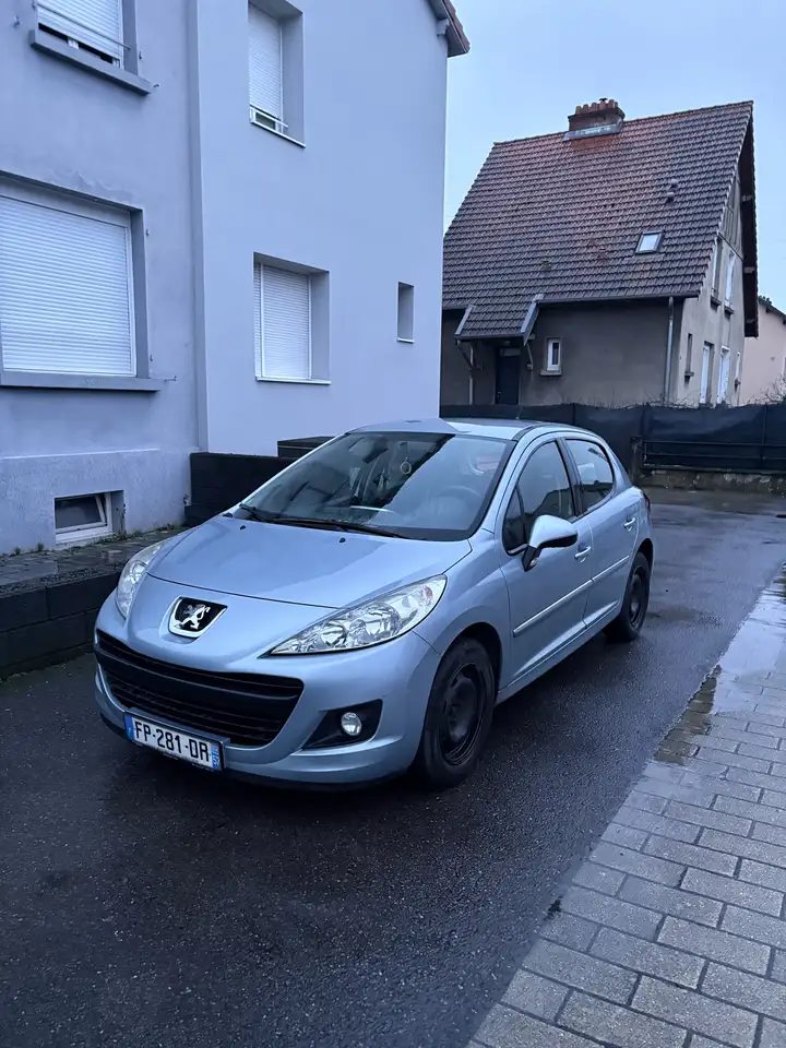 Peugeot 207 1.4e 75ch Active