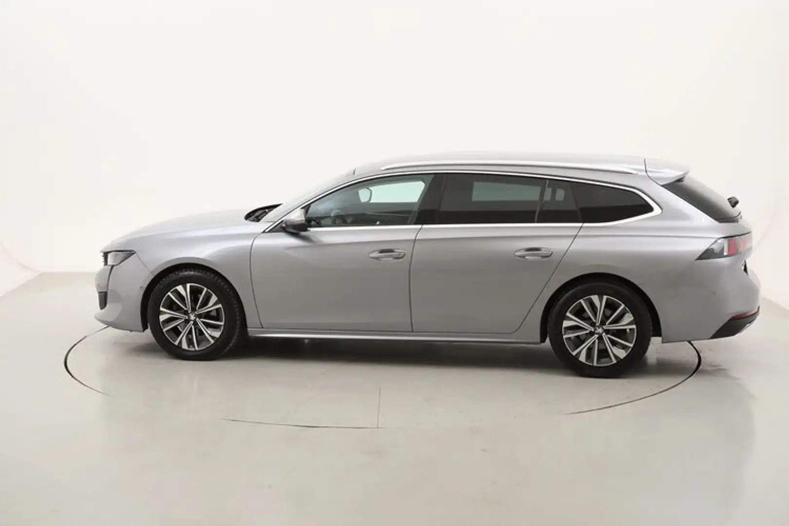Peugeot 508 SW Allure EAT8 1.5 Diesel 131CV Gris - 2