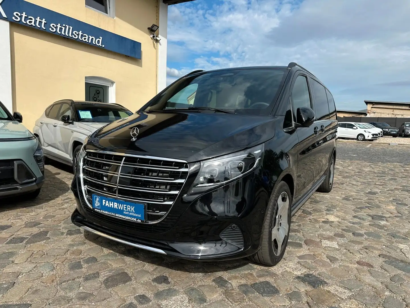 Mercedes-Benz V 300 V-Klasse 4MATIC EXCLUSIVE Luxus-Sitz sofor Schwarz - 1