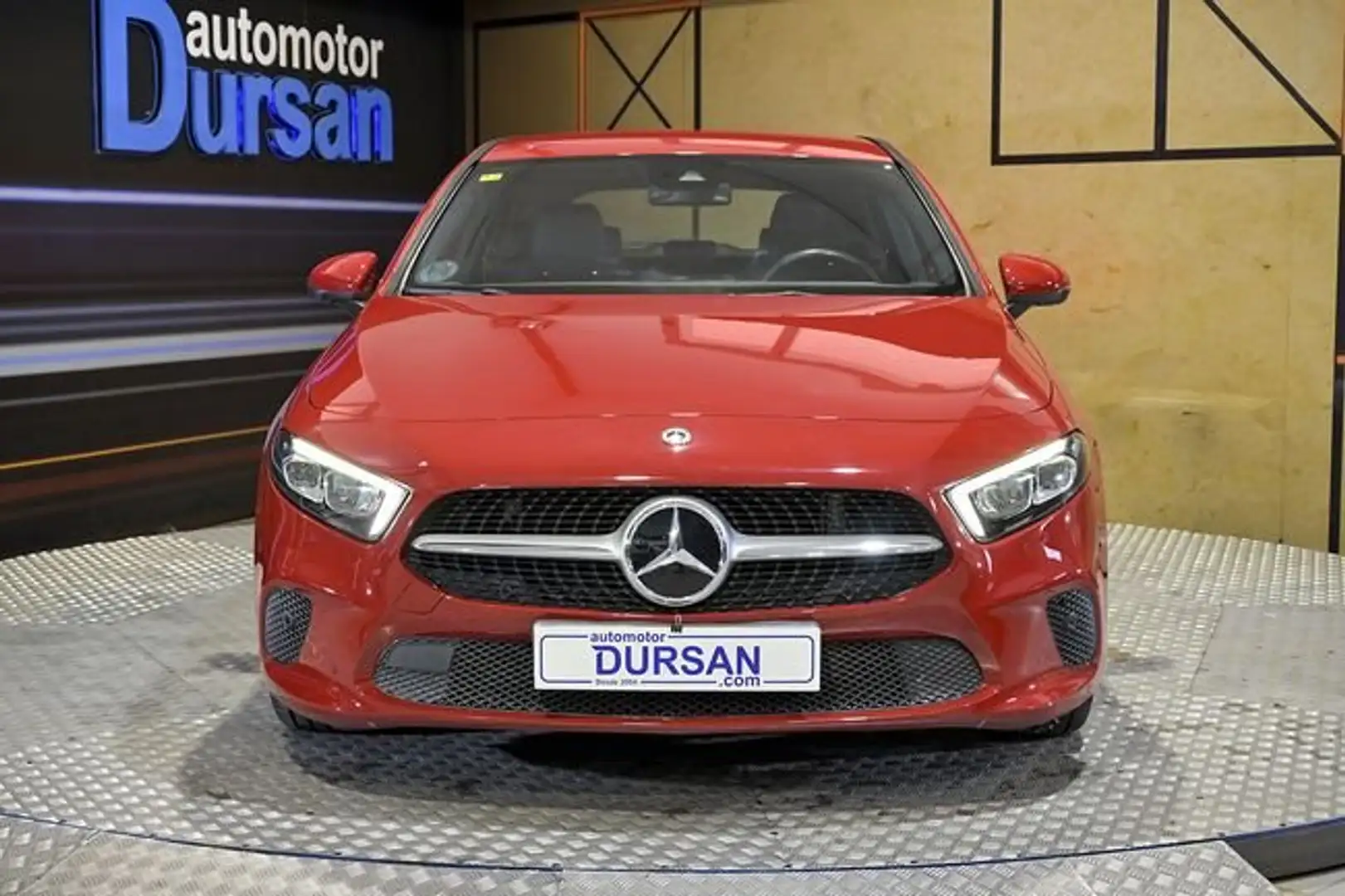 Mercedes-Benz A 180 d Rojo - 2