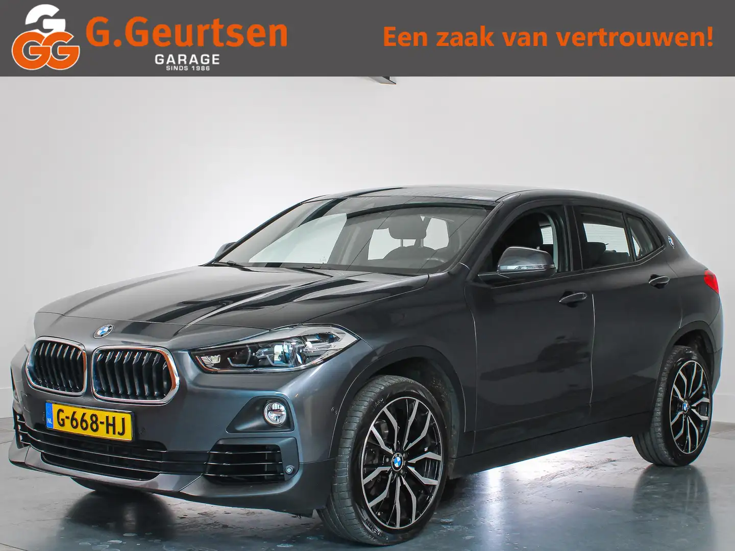 BMW X2 sDrive18i Executive, LED, Automaat, Cruise Control Grijs - 1