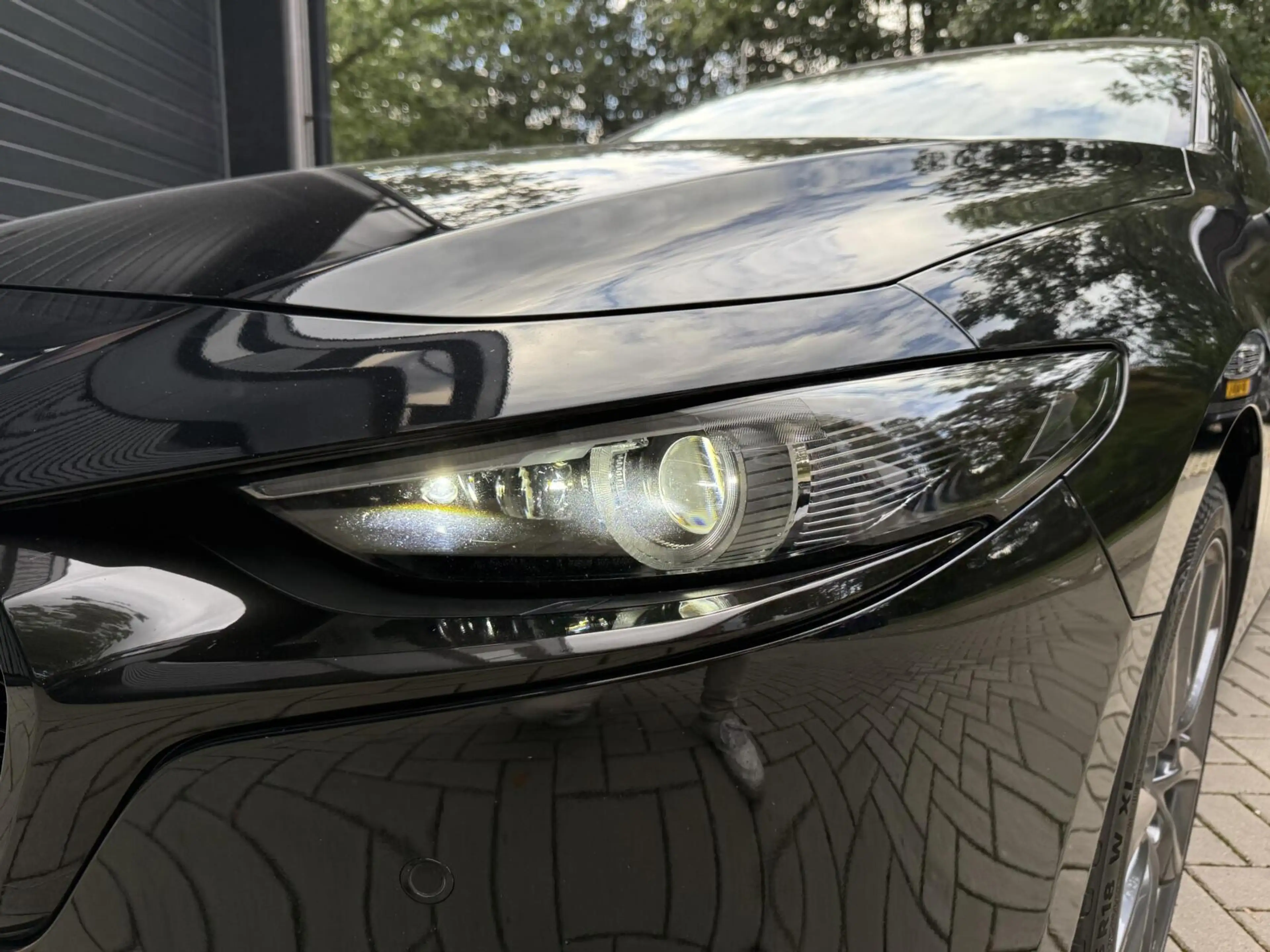 Mazda 3 2.0 e-SkyActiv-G M Hybrid 122 Luxury l Carplay Lee — photo 28