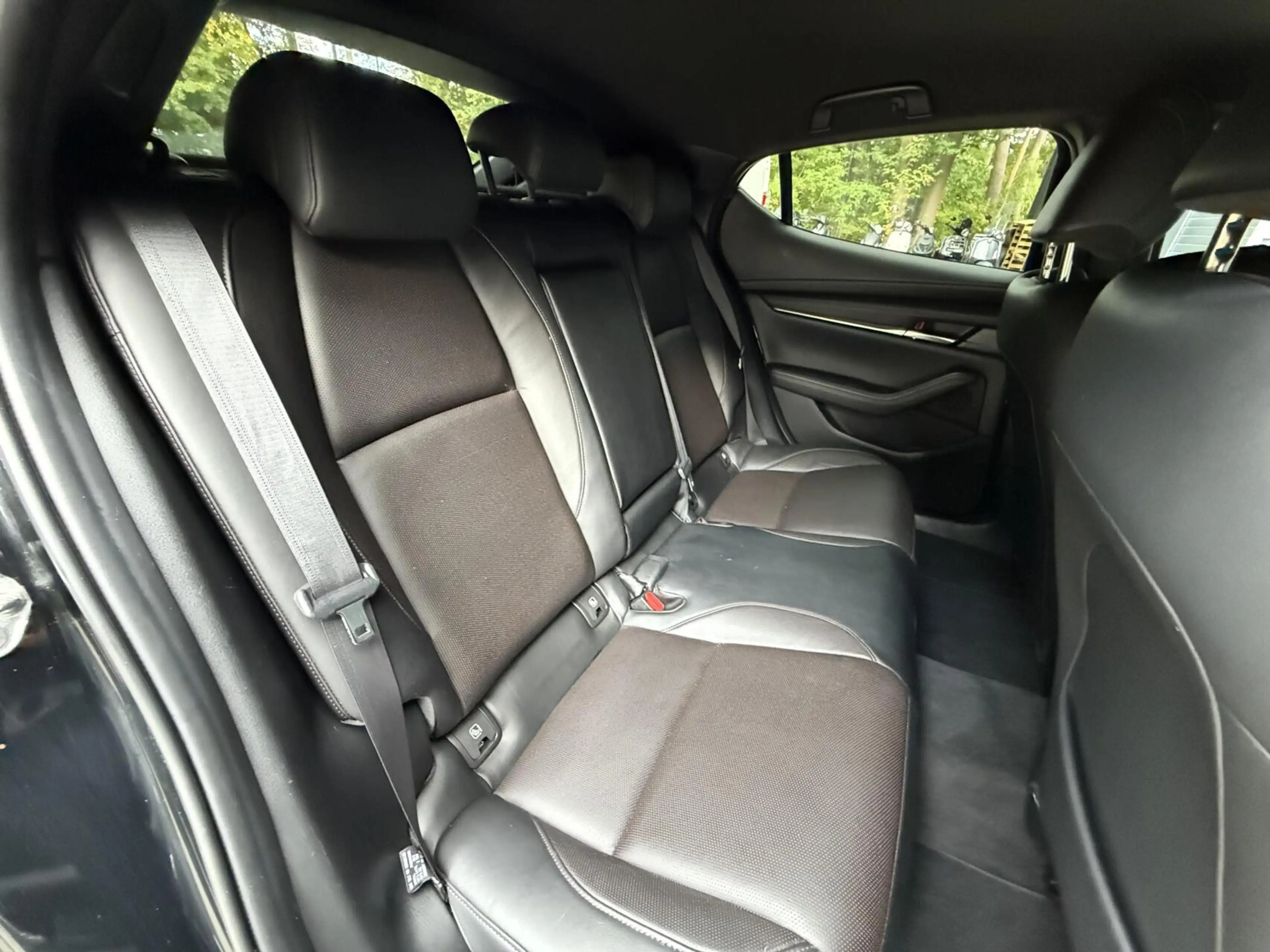 Mazda 3 2.0 e-SkyActiv-G M Hybrid 122 Luxury l Carplay Lee — photo 26