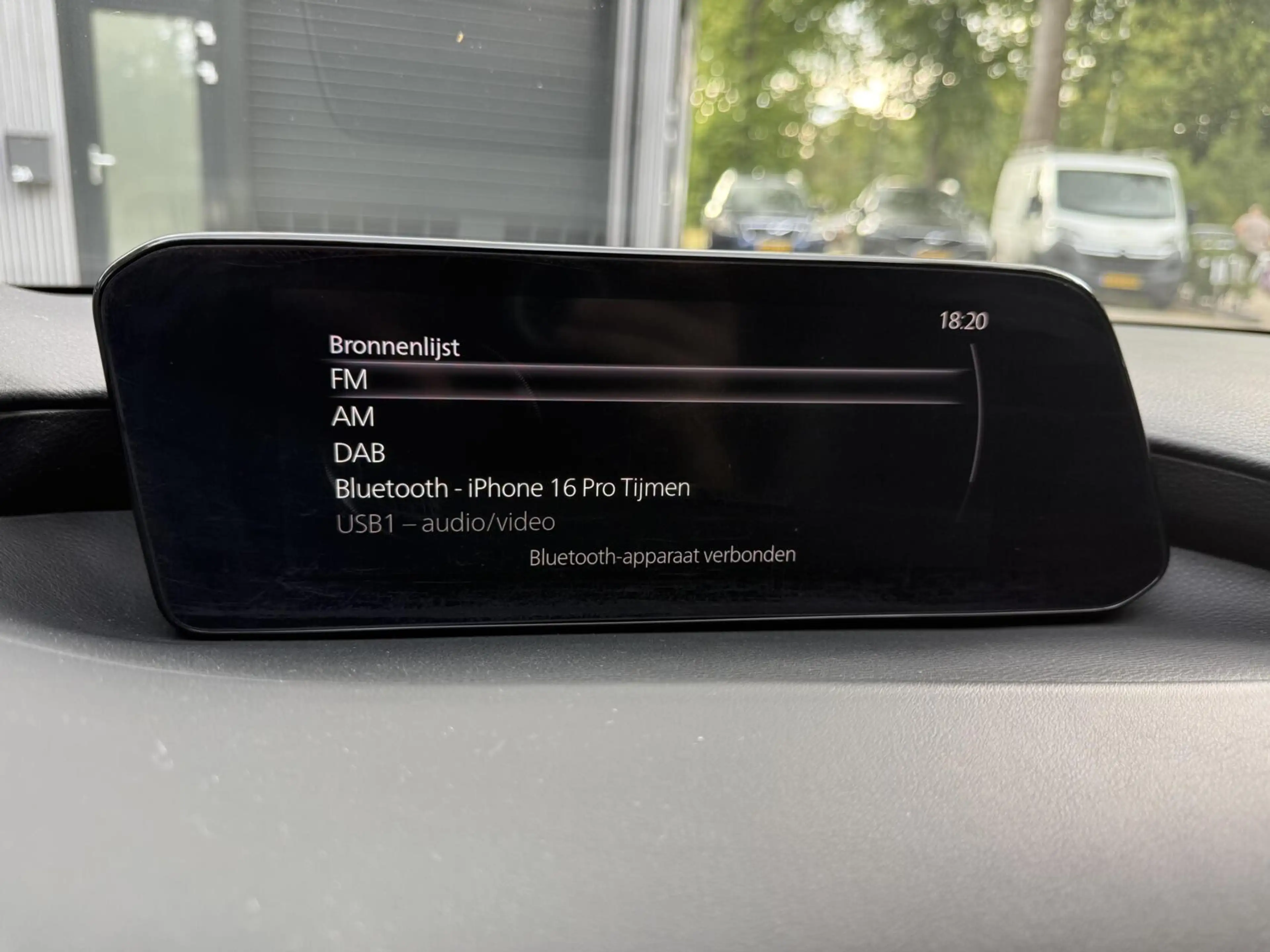 Mazda 3 2.0 e-SkyActiv-G M Hybrid 122 Luxury l Carplay Lee — photo 19