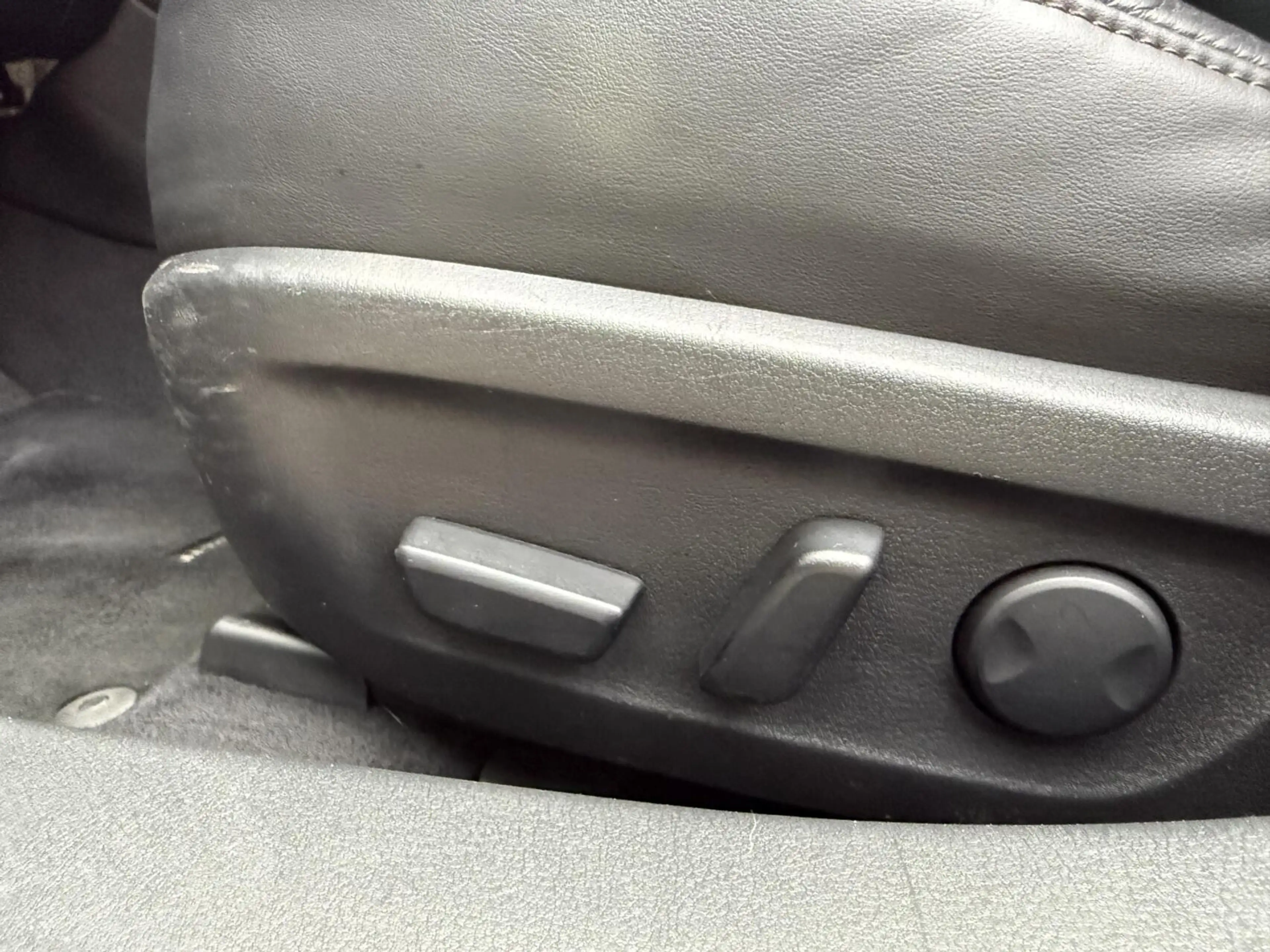 Mazda 3 2.0 e-SkyActiv-G M Hybrid 122 Luxury l Carplay Lee — photo 24