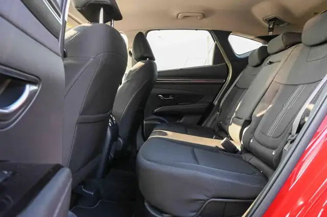 Hyundai Tucson view 12