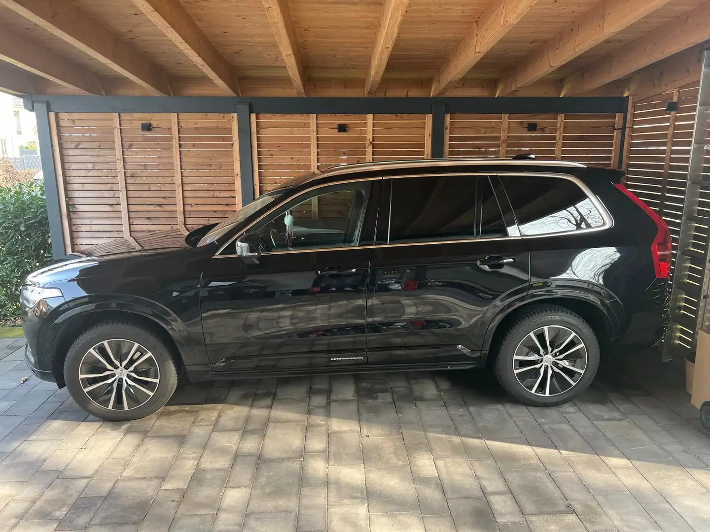 Volvo XC90 XC90 B5 D AWD Momentum Pro AHK,PAN,STHZ Schwarz - 1