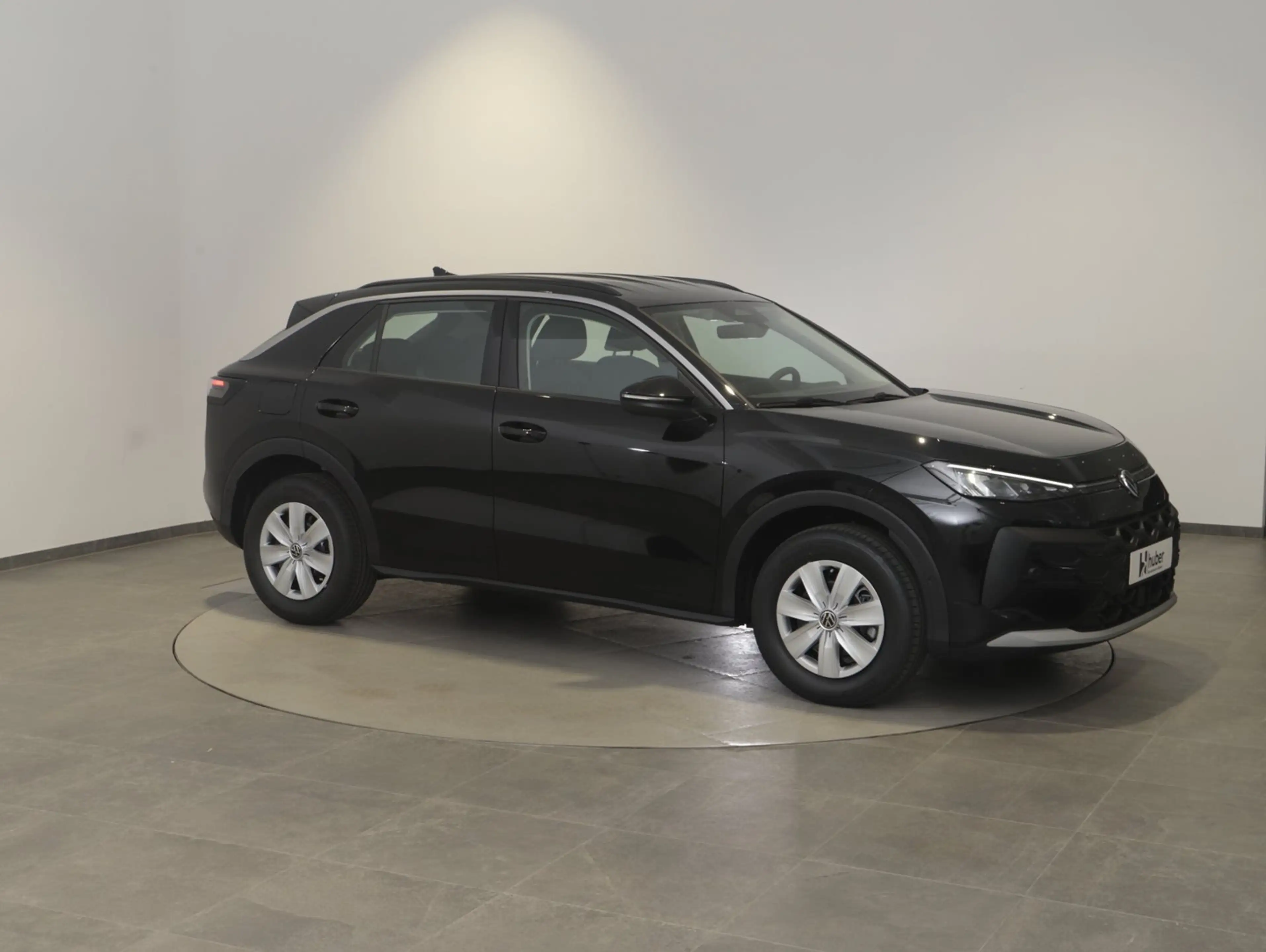 Volkswagen T-Roc 4Me eTSI DSG — photo 13