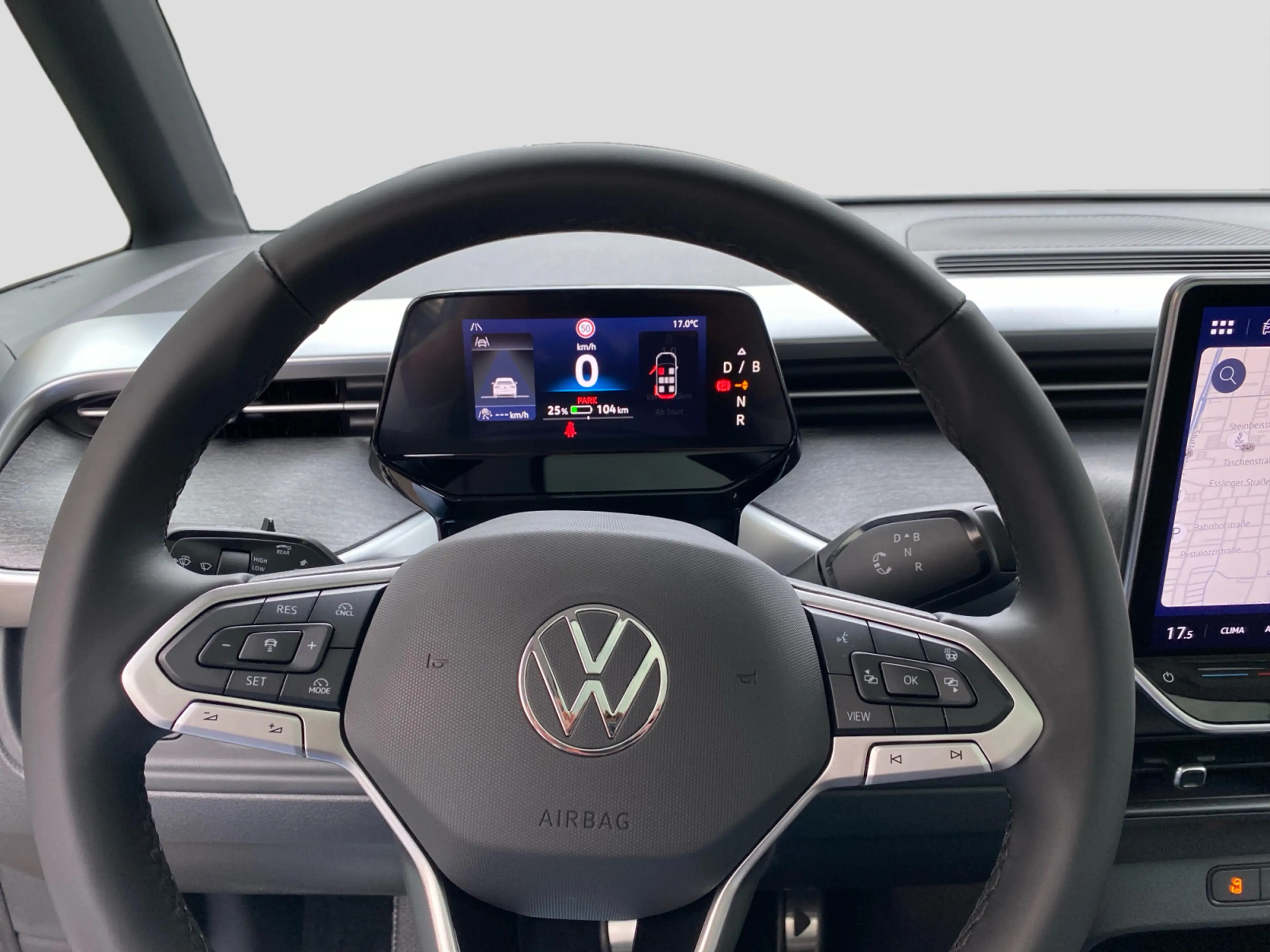 Volkswagen ID. Buzz Pro 210 KW LR 7-Sitzer Anhängevorrichtu — photo 9
