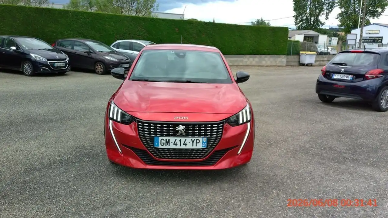 Peugeot 208 208