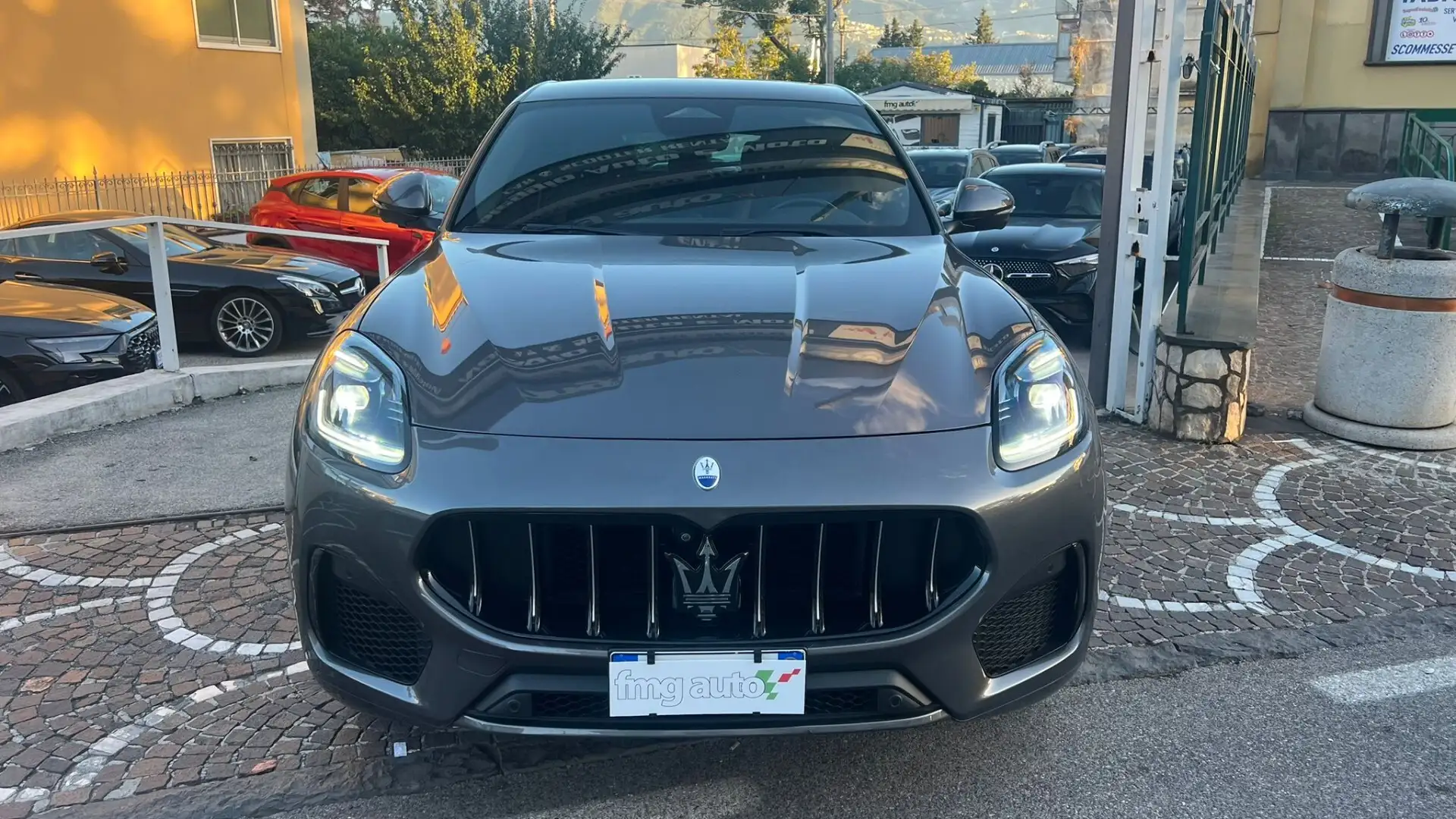 Maserati Grecale Grecale MHEV 250 CV AWD GT KM 27.000 Grijs - 2