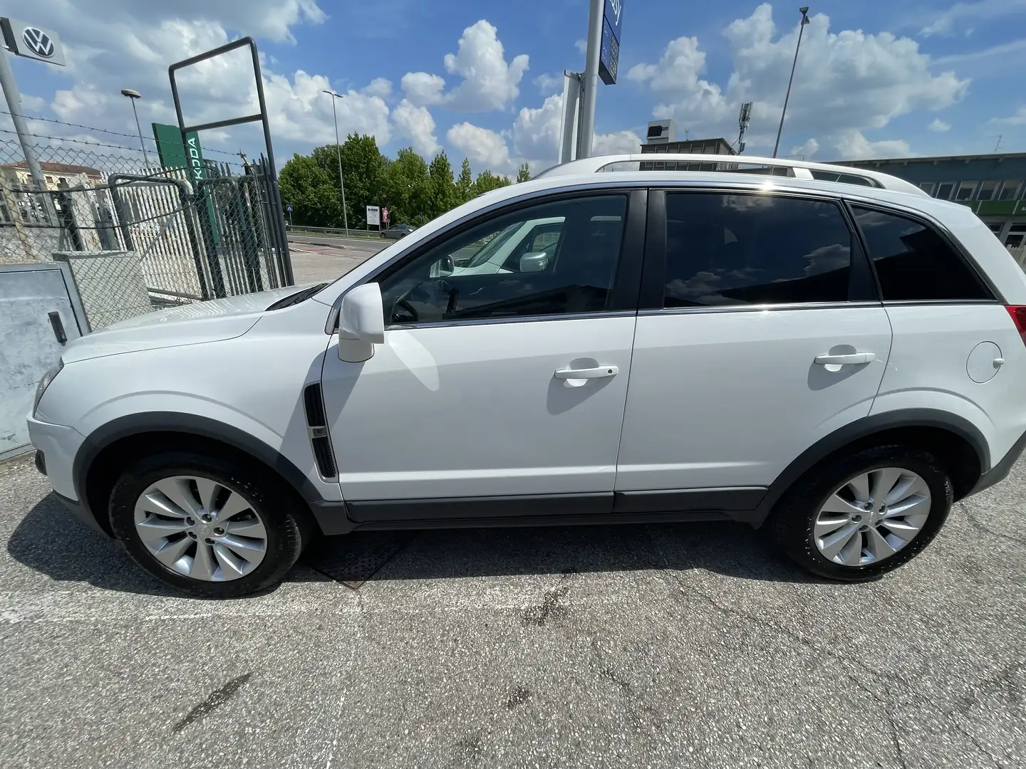 Opel Antara 2.2 cdti Cosmo Plus navi s&s 2rm 163cv auto Alb - 2