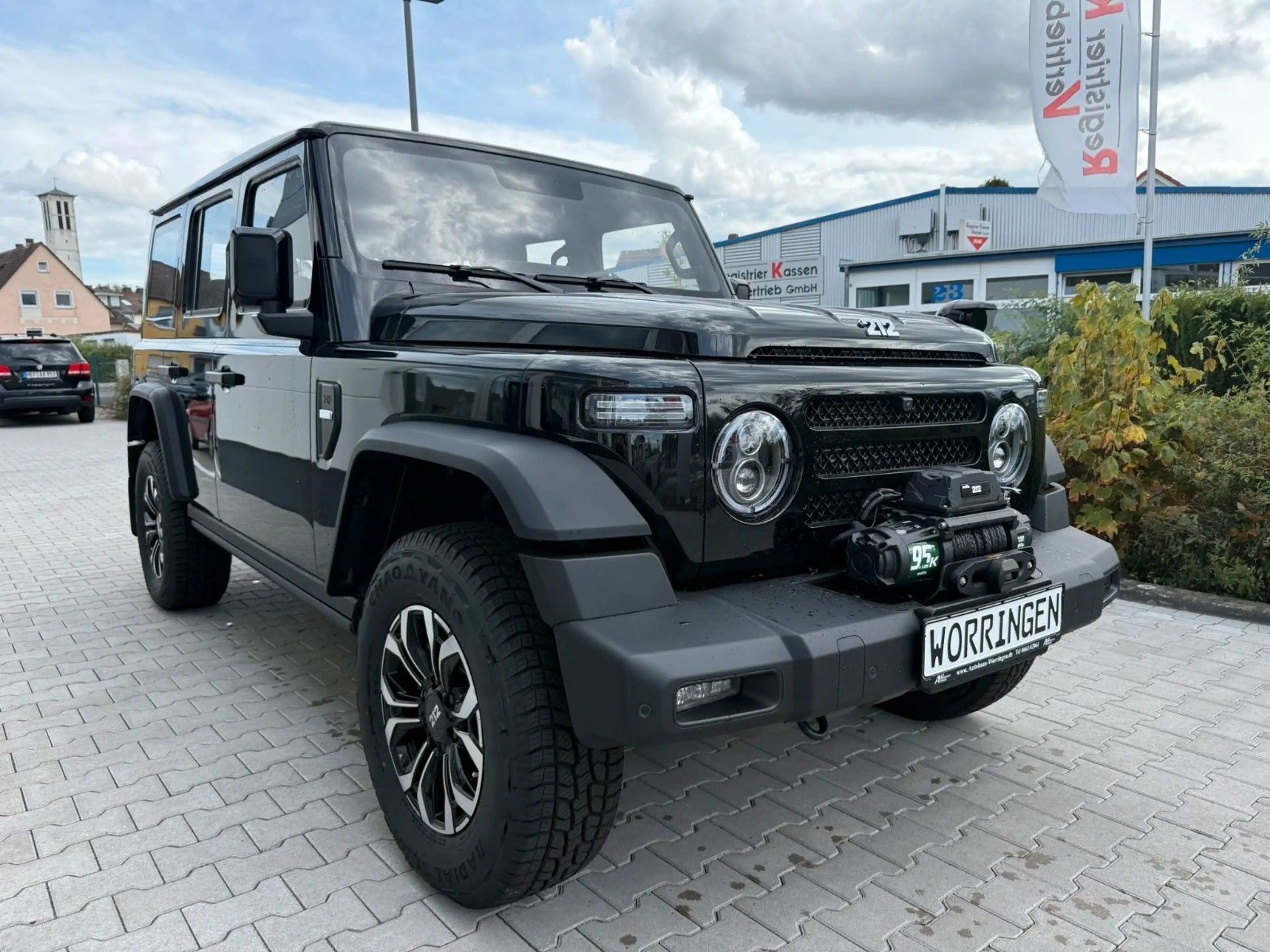 BAW 212 Seilwinde/Suchscheinwerfer/360°/4x4 — photo 3