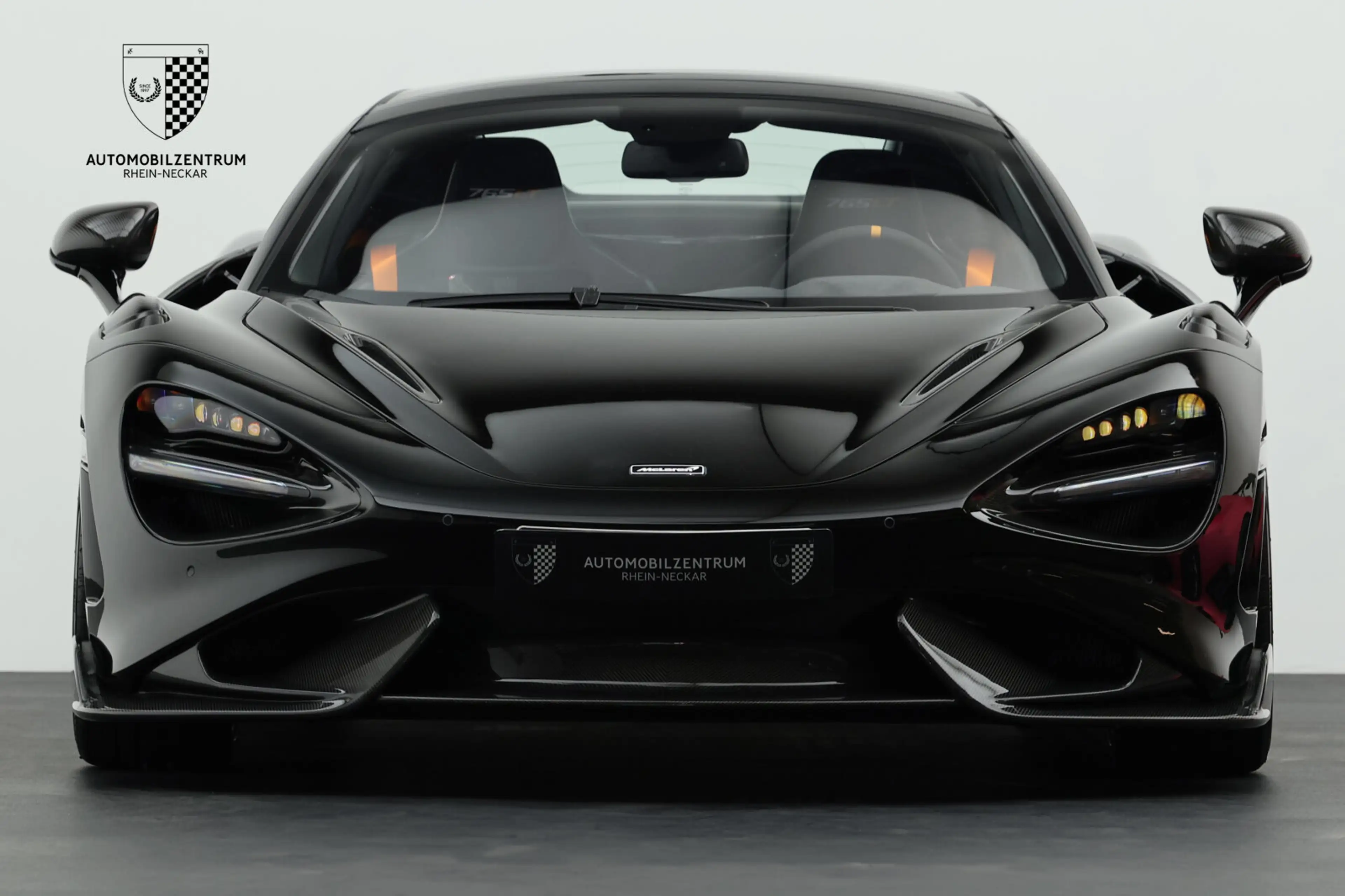 McLaren 765LT Spider 765LT Spider NOVITEC CarbonPack/RacingSeats/Lift — photo 2