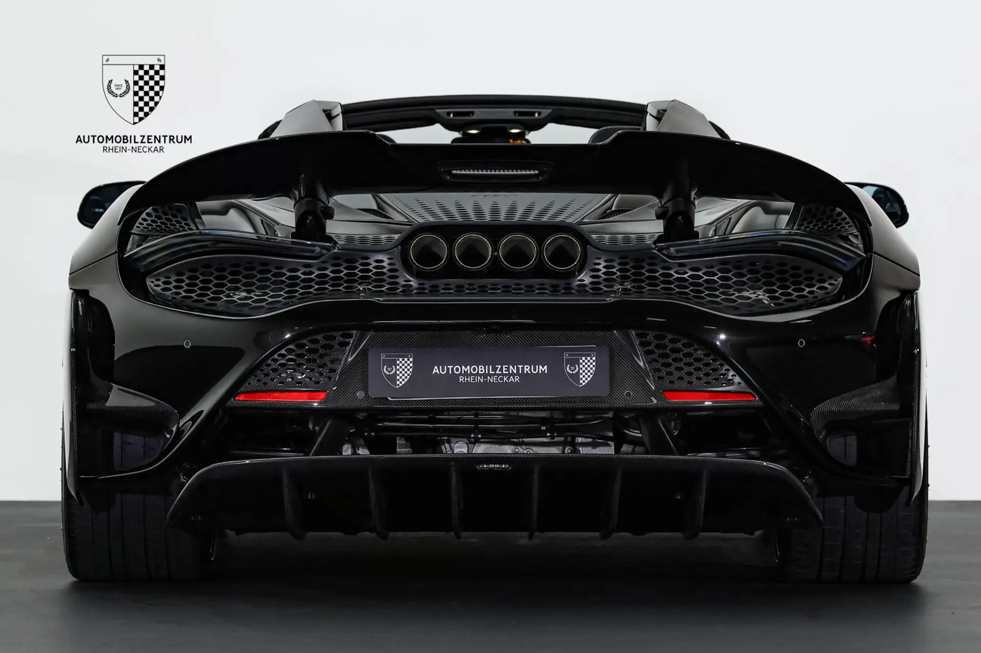 맥라렌 765LT 765 2022 검정 사진 6