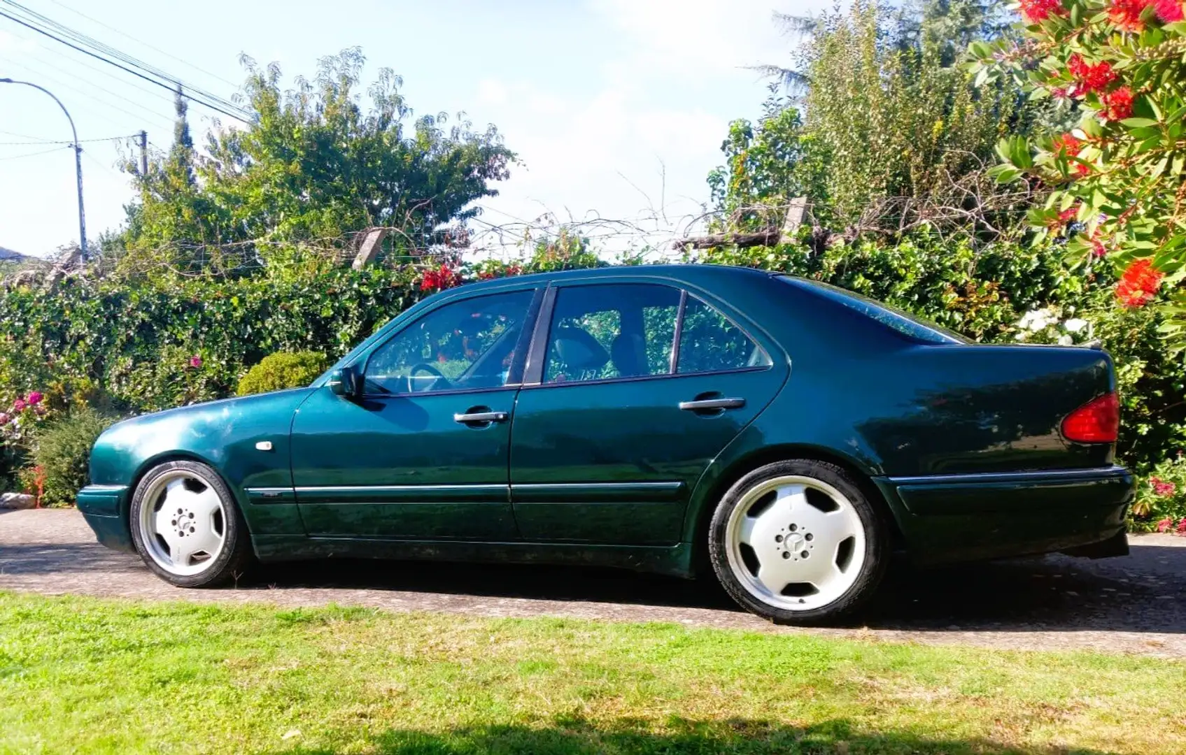 Mercedes-Benz E 50 AMG - 1