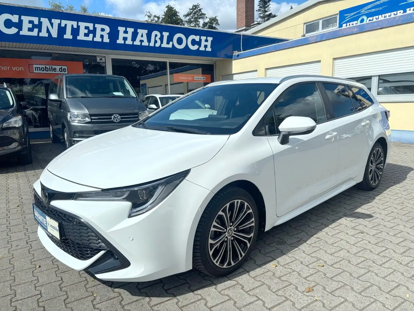 Toyota Corolla Touring Sports Team D*TOUCH*LED*ACC*CAM* Weiß - 2