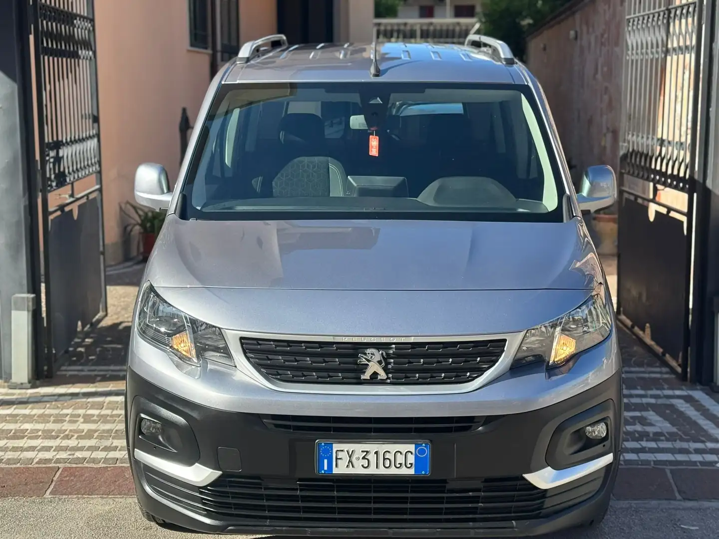 Peugeot Rifter BlueHDi 130 S&S active Standard Bianco - 2