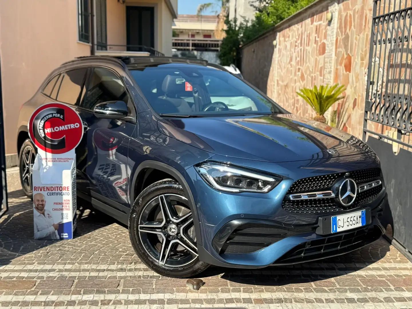 Mercedes-Benz GLA 200 d Automatic 4Matic Premium plus Blu/Azzurro - 1