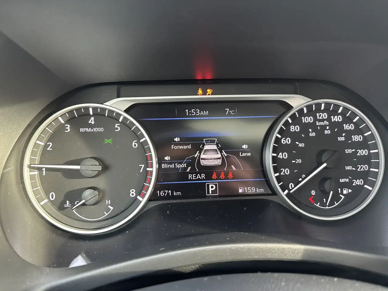 Nissan Sentra снимка Nissan Sentra