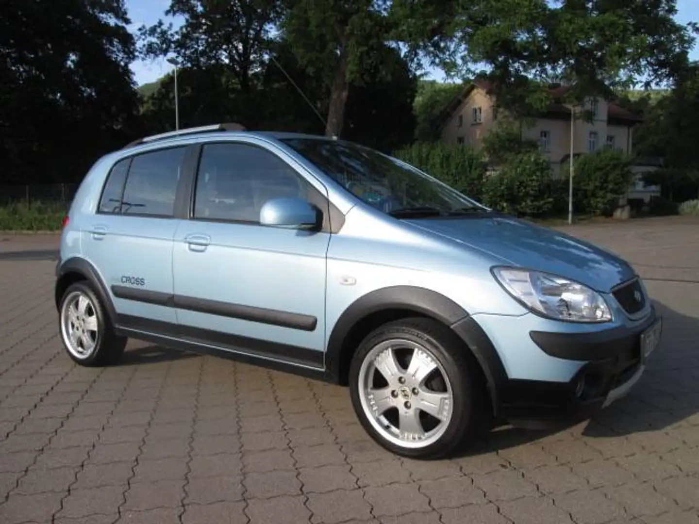 Hyundai Getz Getz  5-Türer Cross 1.4 + 1.HAND+TÜV NEU+WENIKG KM+KLIMA Blau - 2