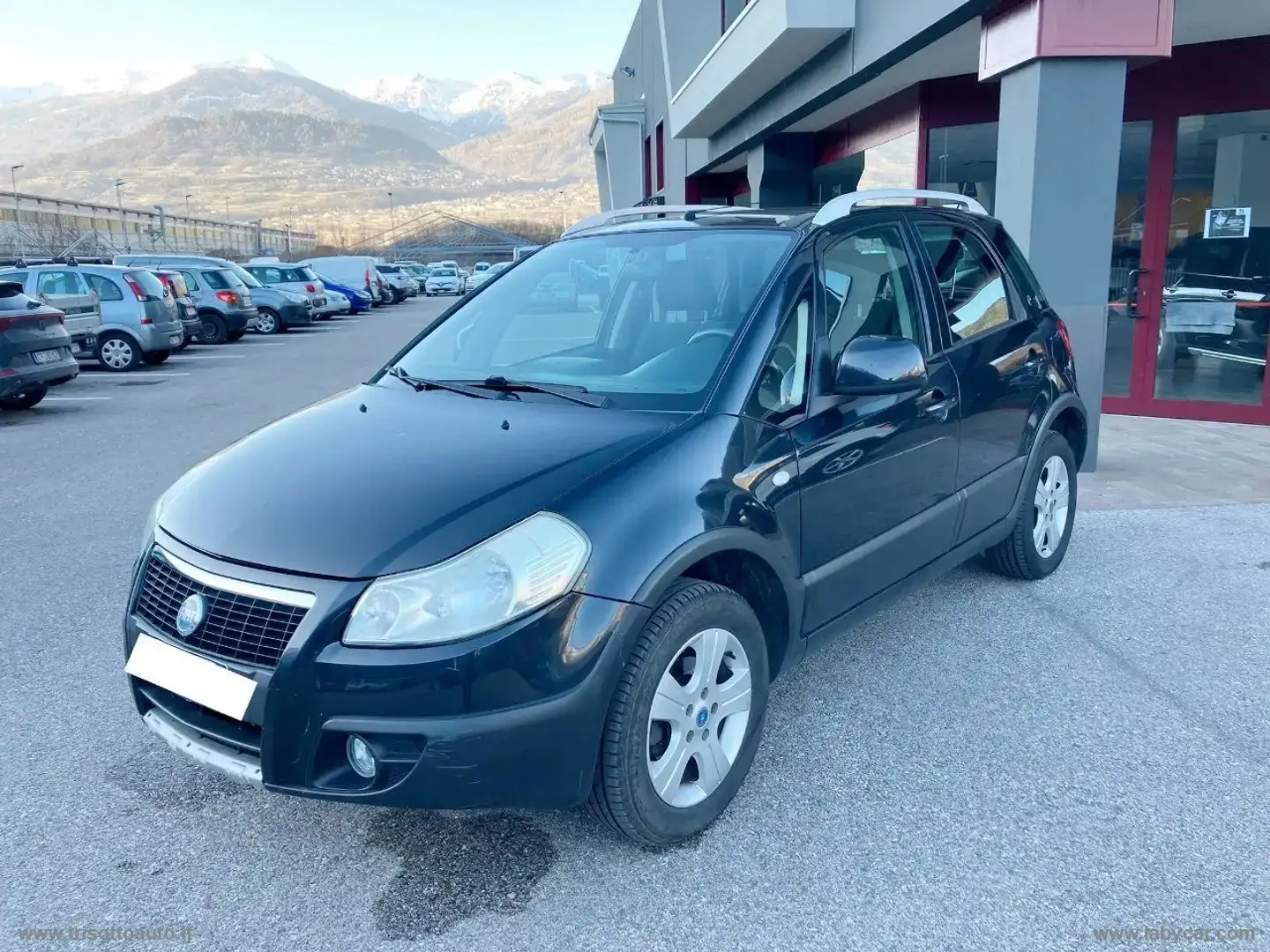 Fiat Sedici 1.6 BZ 107CV Schwarz - 2