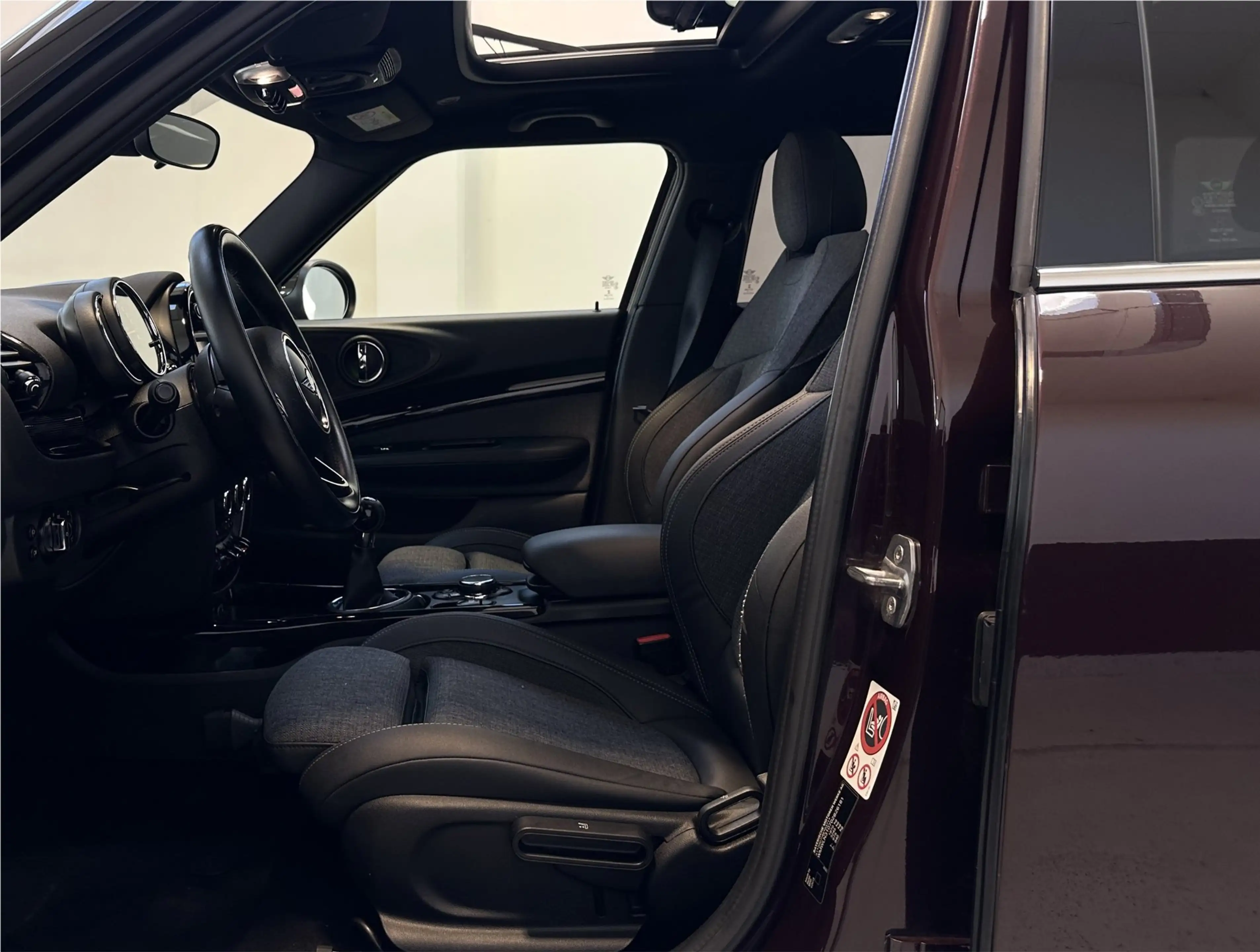 MINI Cooper Clubman 1.5 Chili|NL | Pano | Navigatie | PDC | — photo 30