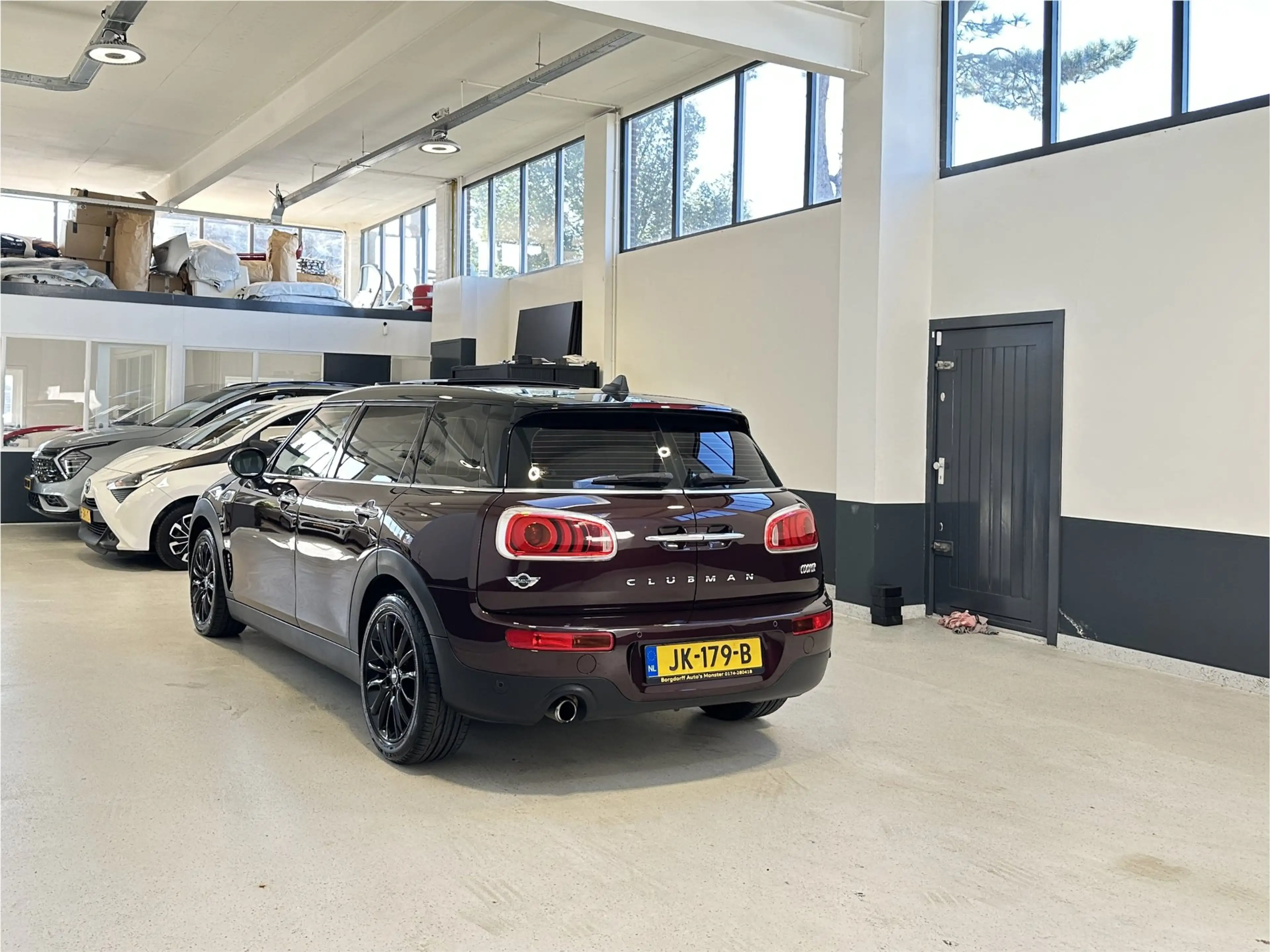 MINI Cooper Clubman 1.5 Chili|NL | Pano | Navigatie | PDC | — photo 6