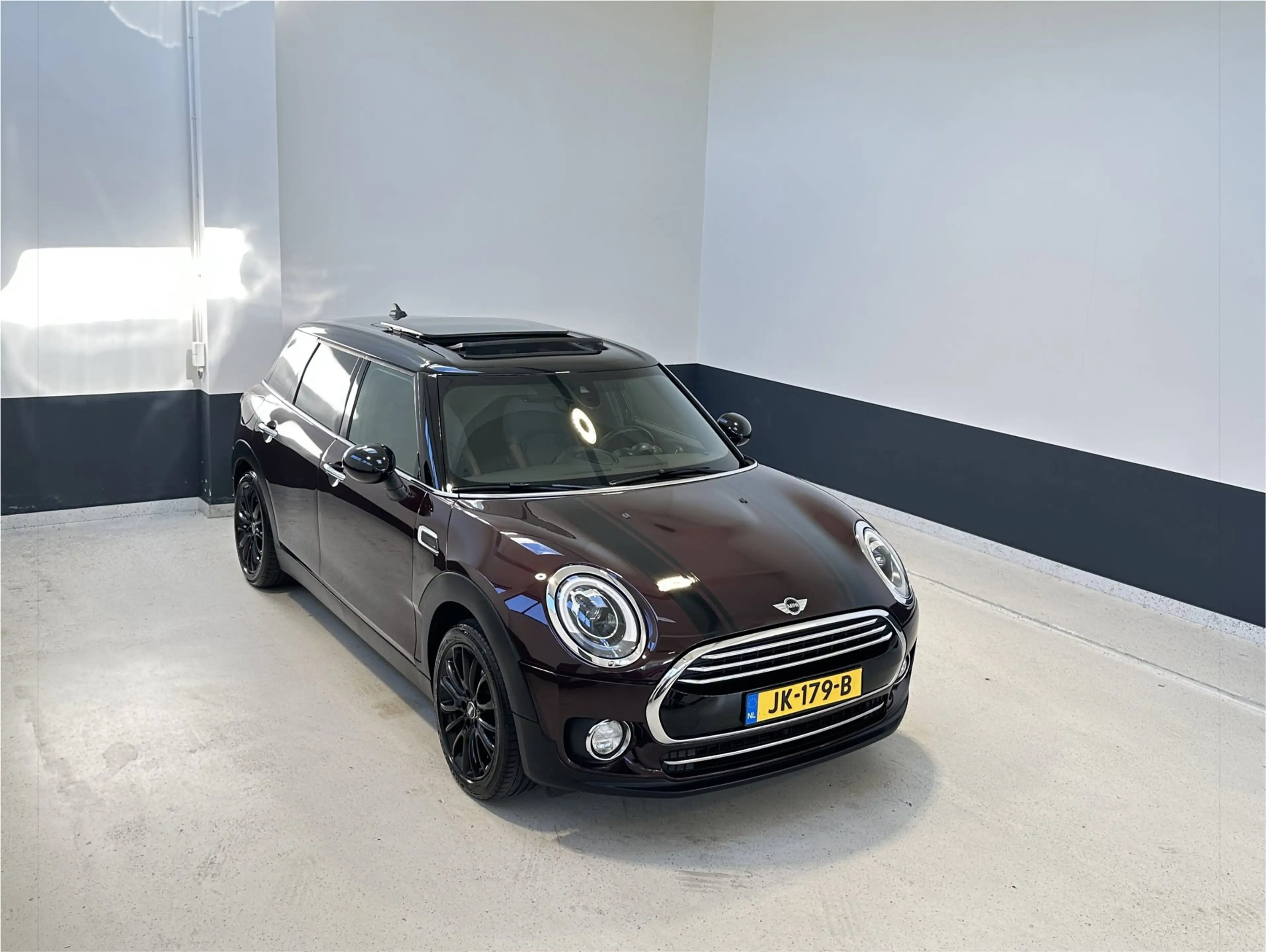 MINI Cooper Clubman 1.5 Chili|NL | Pano | Navigatie | PDC | — photo 25