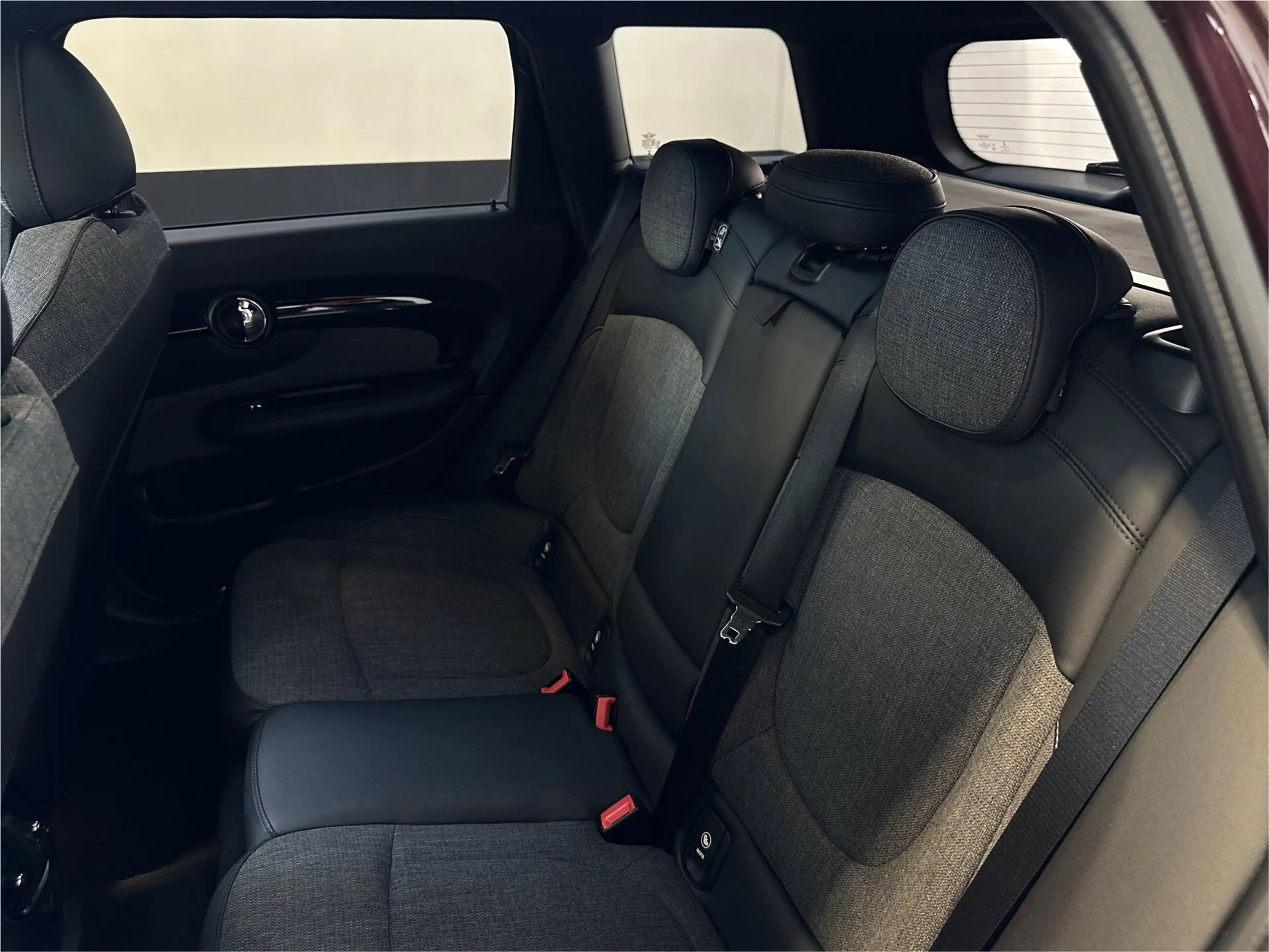MINI Cooper Clubman 1.5 Chili|NL | Pano | Navigatie | PDC | — photo 35