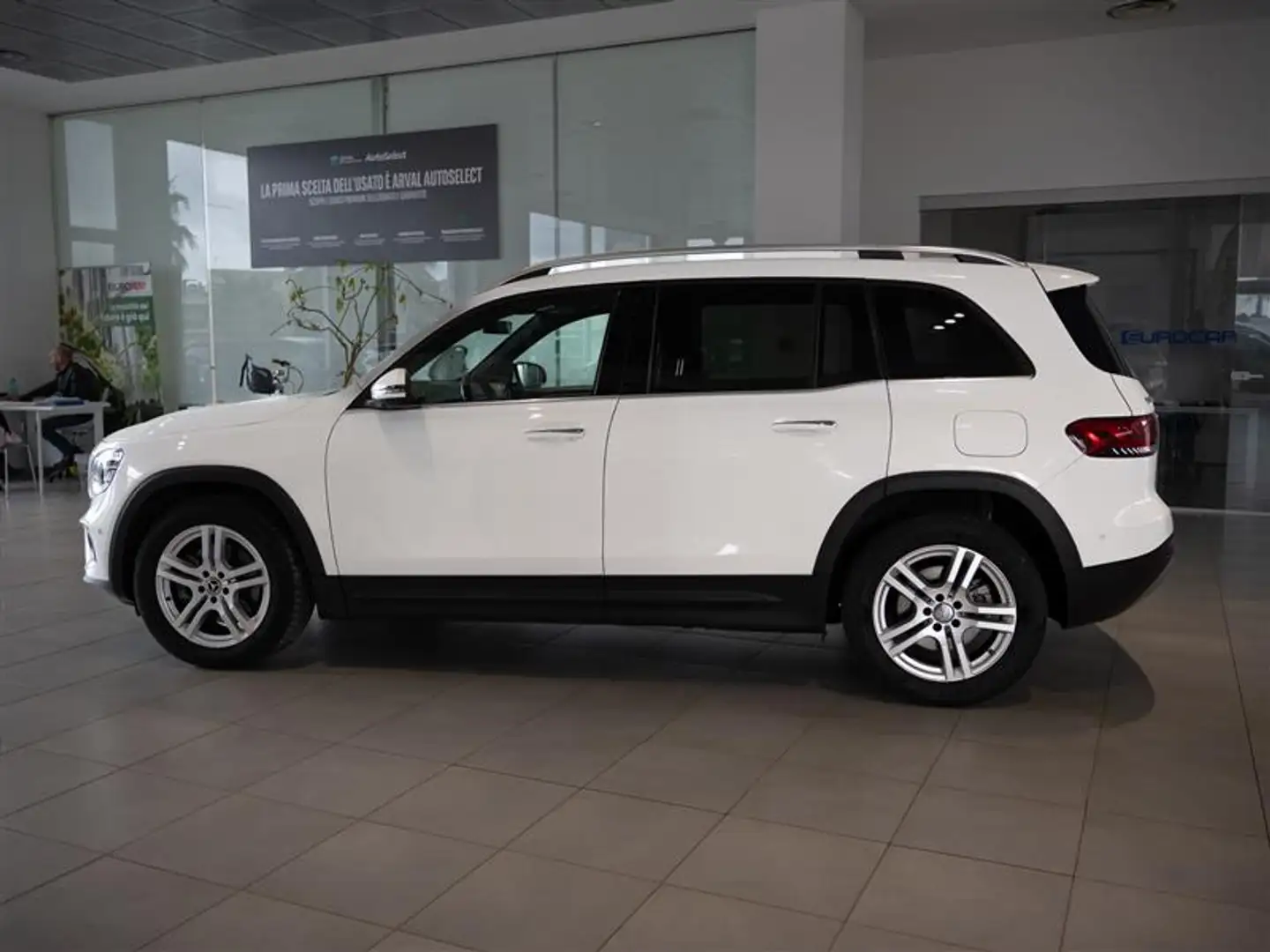 Mercedes-Benz GLB 200 GLB d Automatic Business Extra 36 mesi di garanzia Blanc - 2