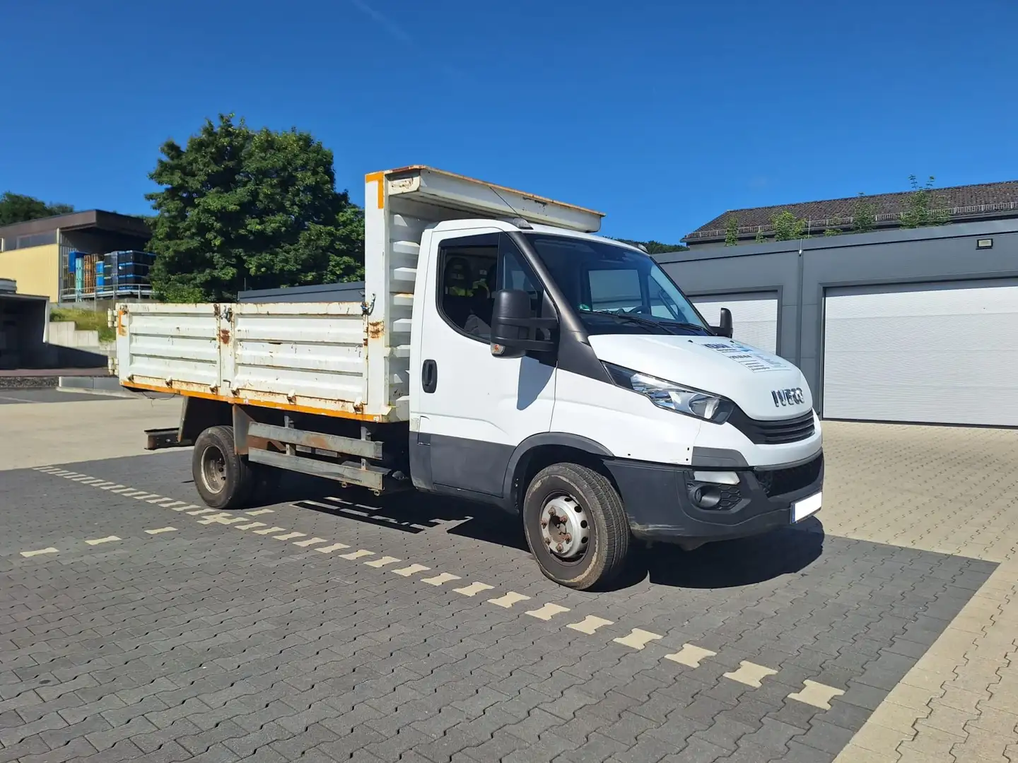 Iveco Daily Einzelkabine 70 C Kipper Off. Kasten Radstand 3750 - 2