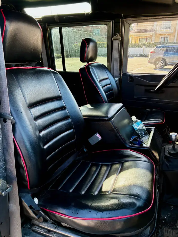 Land Rover Defender 110 Con 9 Posti, foto 6