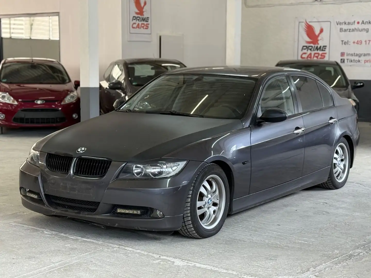 BMW 320 Baureihe 3 Lim. 320d - 1