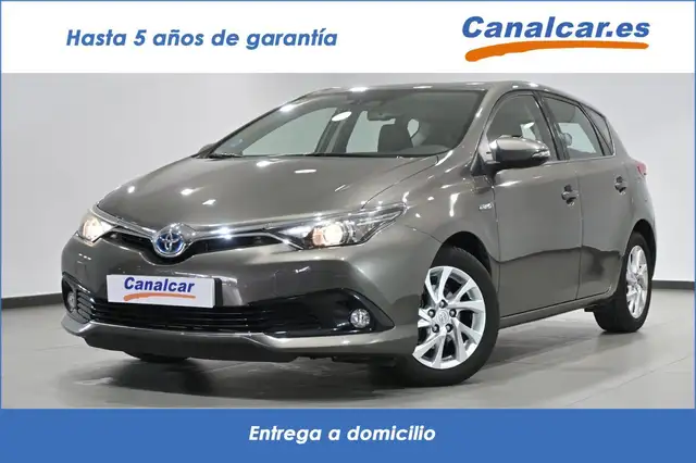 Toyota Auris hybrid 140H Active