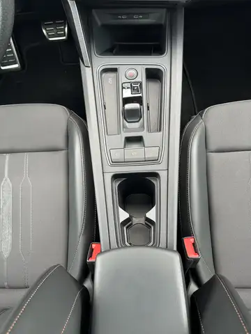Cupra Leon view 15