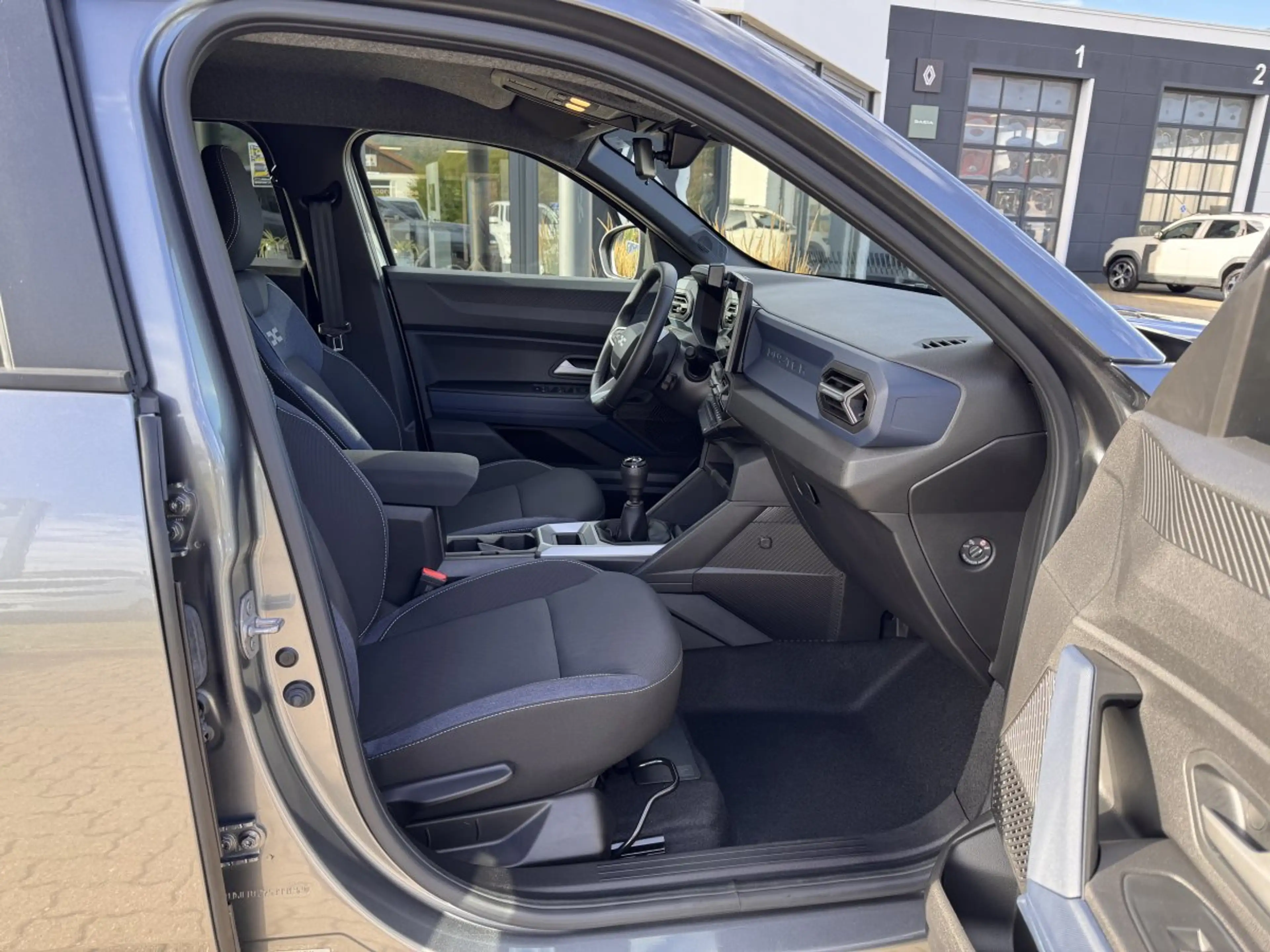 Dacia Duster III 1.2 TCe 130 Journey — photo 10